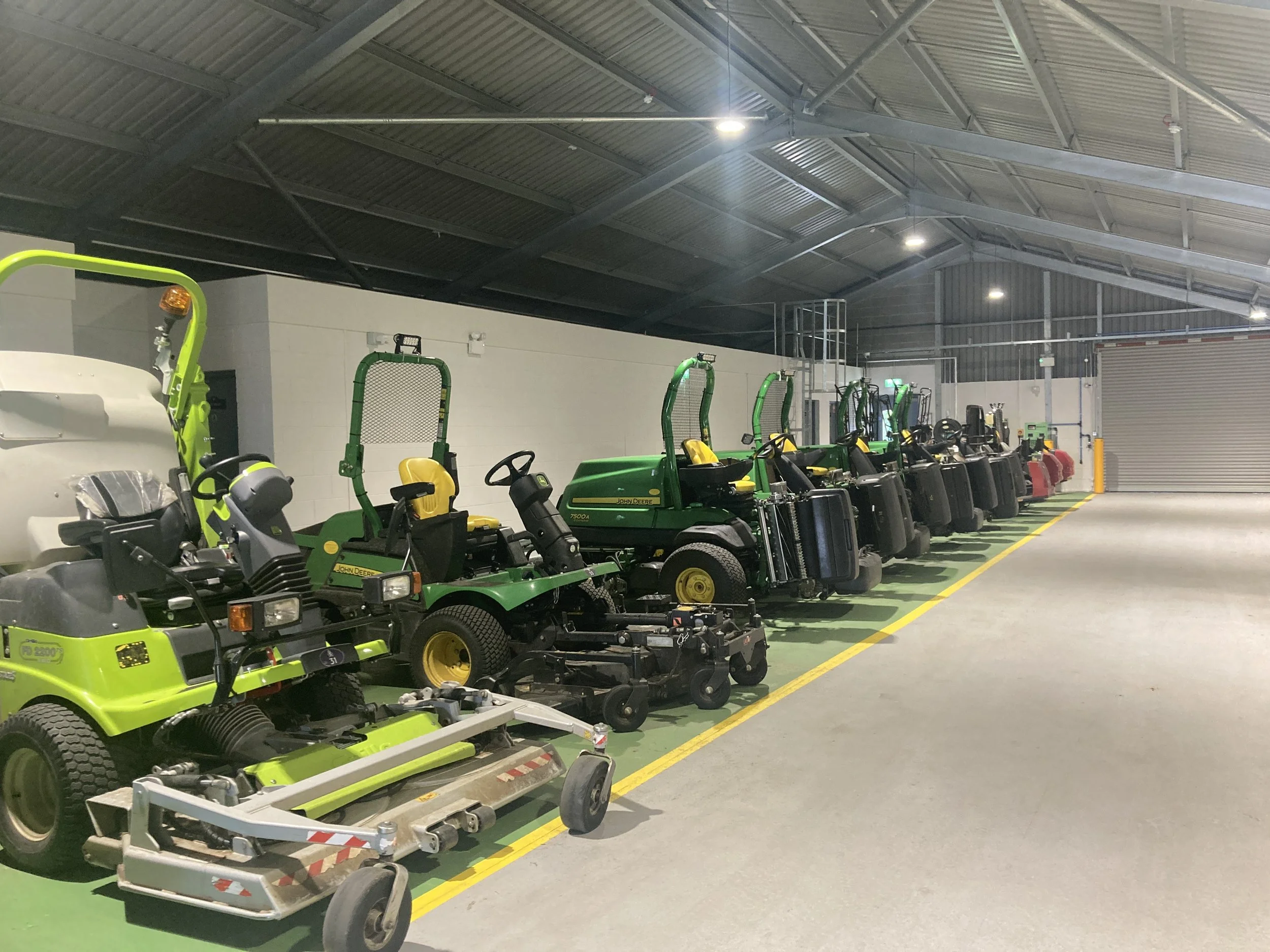 Vehicles_RCD_Greenkeeper_sheds.JPG