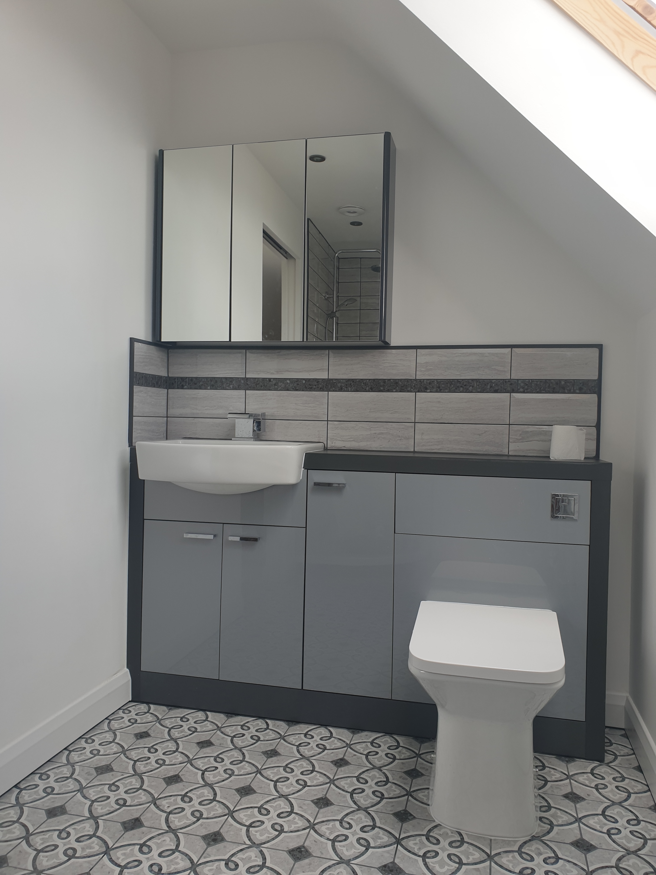 Bathroom 1.png