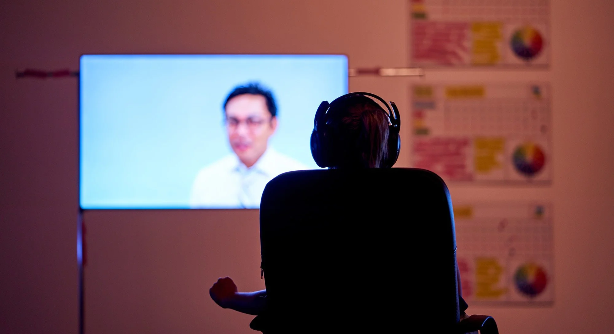 Ed-Fornieles-Arsenal-Installation-view-4.jpg