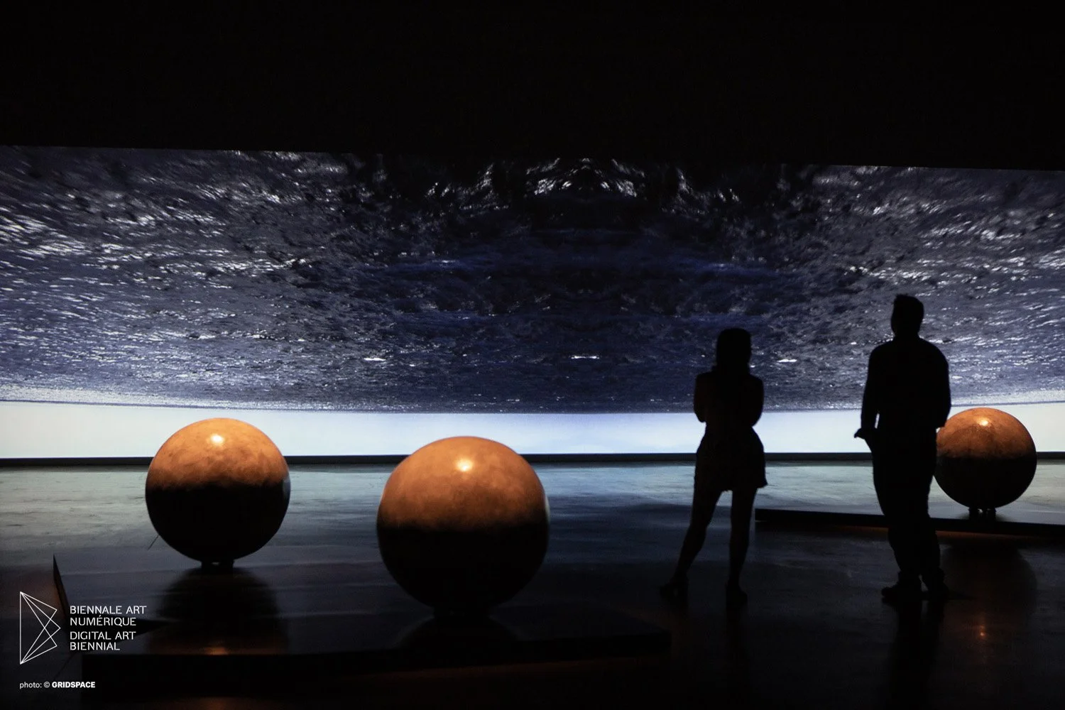  Caroline Monnet,  Like ships in the night , 2018, Installation: vidéo, sculptures, photographies, Dimensions variablesabless 