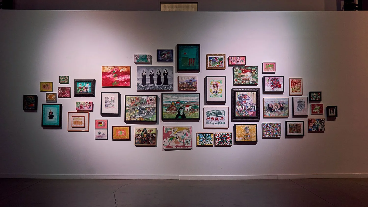  Installation view 