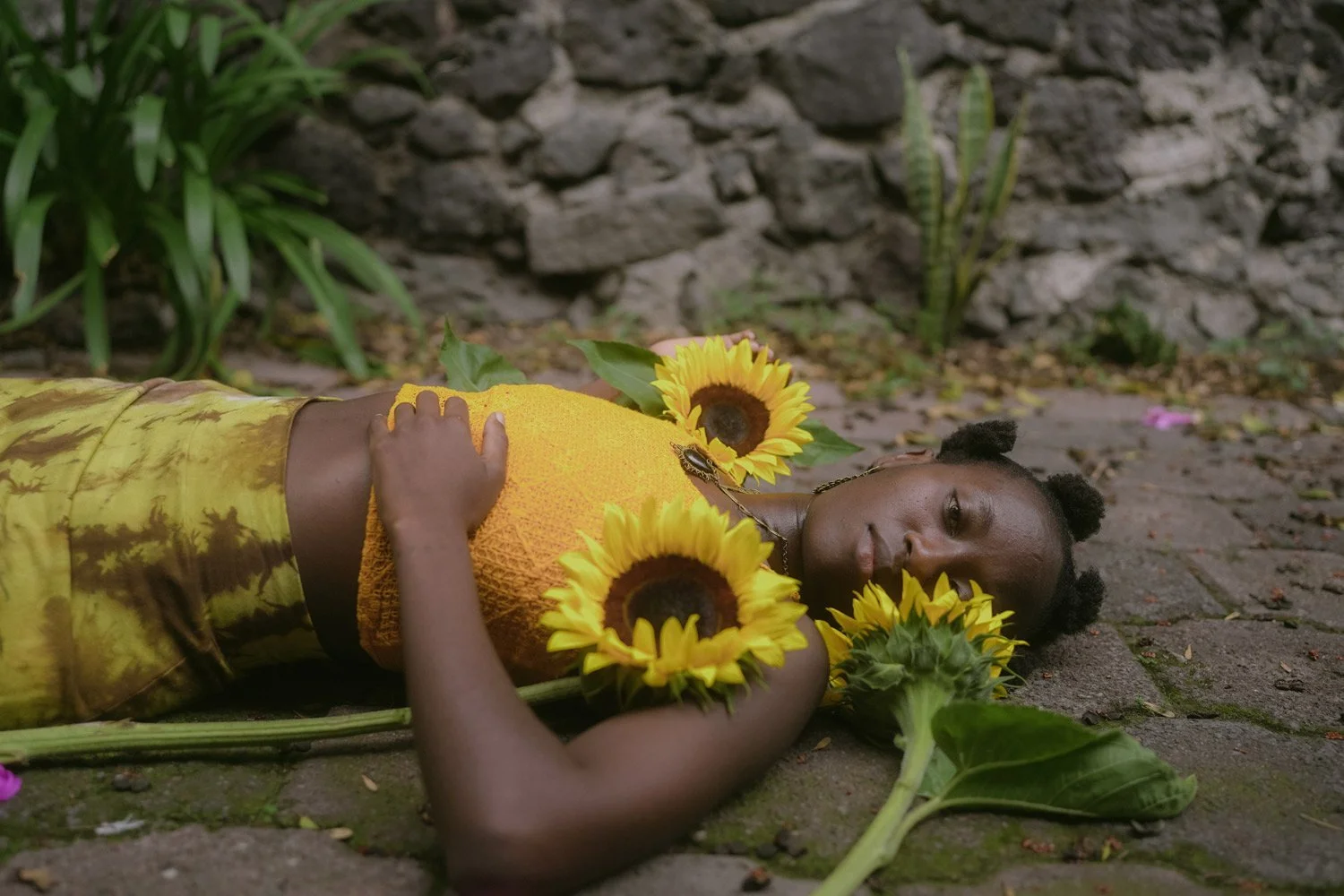 02-axelle-ebony-munezero-moonflower.jpg