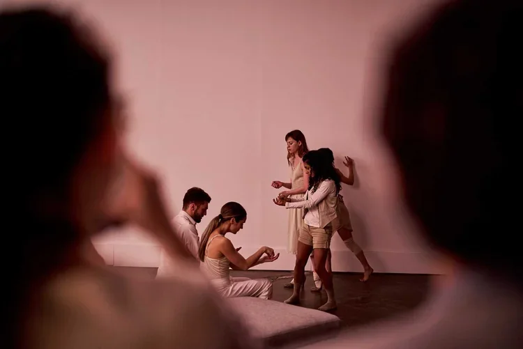 mardi-culturel-td-danse-danse-kyra-jean-green-trip-the-light-fantastic-2.webp