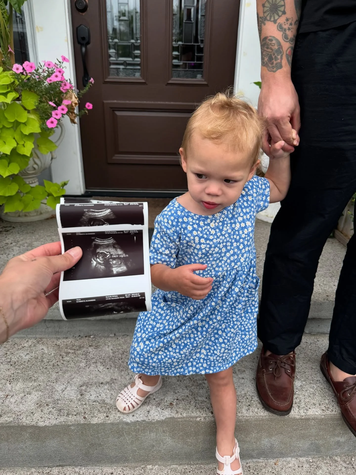 💗 We are SO excited to be completing our family with another baby girl joining this January 💗