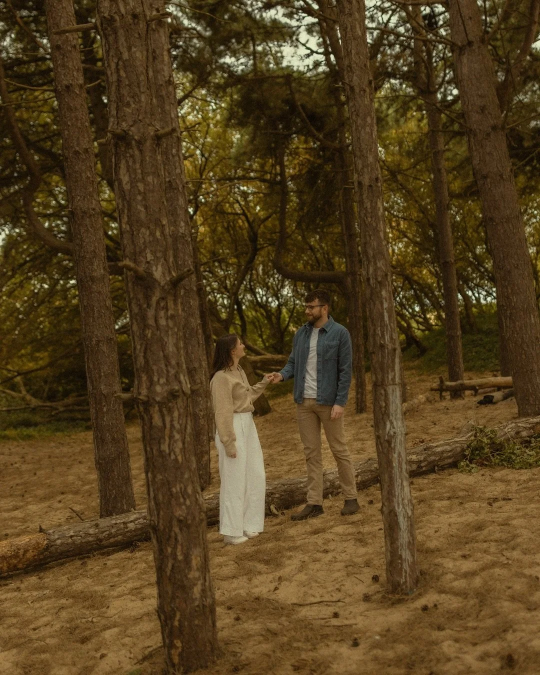 Available for couples who crave nostalgia and emotion in every frame.
💌 DM me or hit the link in bio to create your story. 🎨🎞️

Keywords: UK elopement photographer, Lake District elopement, Snowdonia wedding photographer, cinematic couple shoot

#