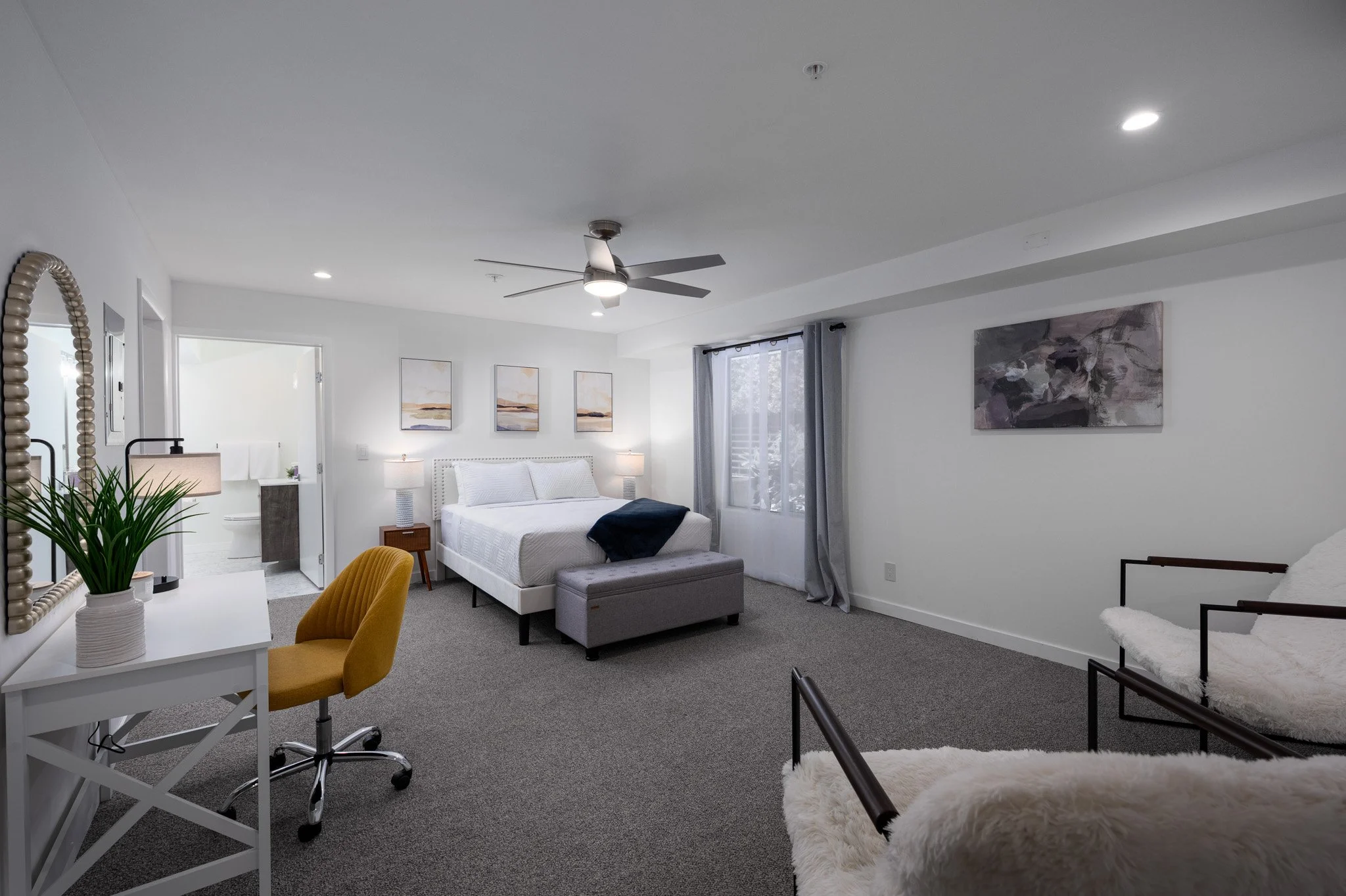 12  querencia-palms-unit-107-bedroom-04-serene-bedroom-retreat-palm-springs-ca-david-weis-palm-springs.jpg