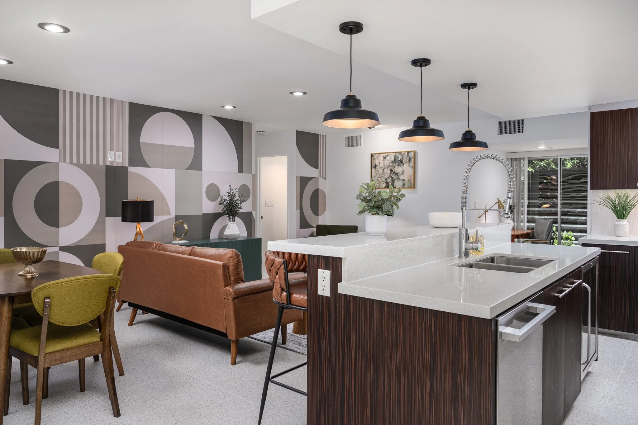 4 palm-springs-2-bedroom-condo-kitchen-appliances.jpg