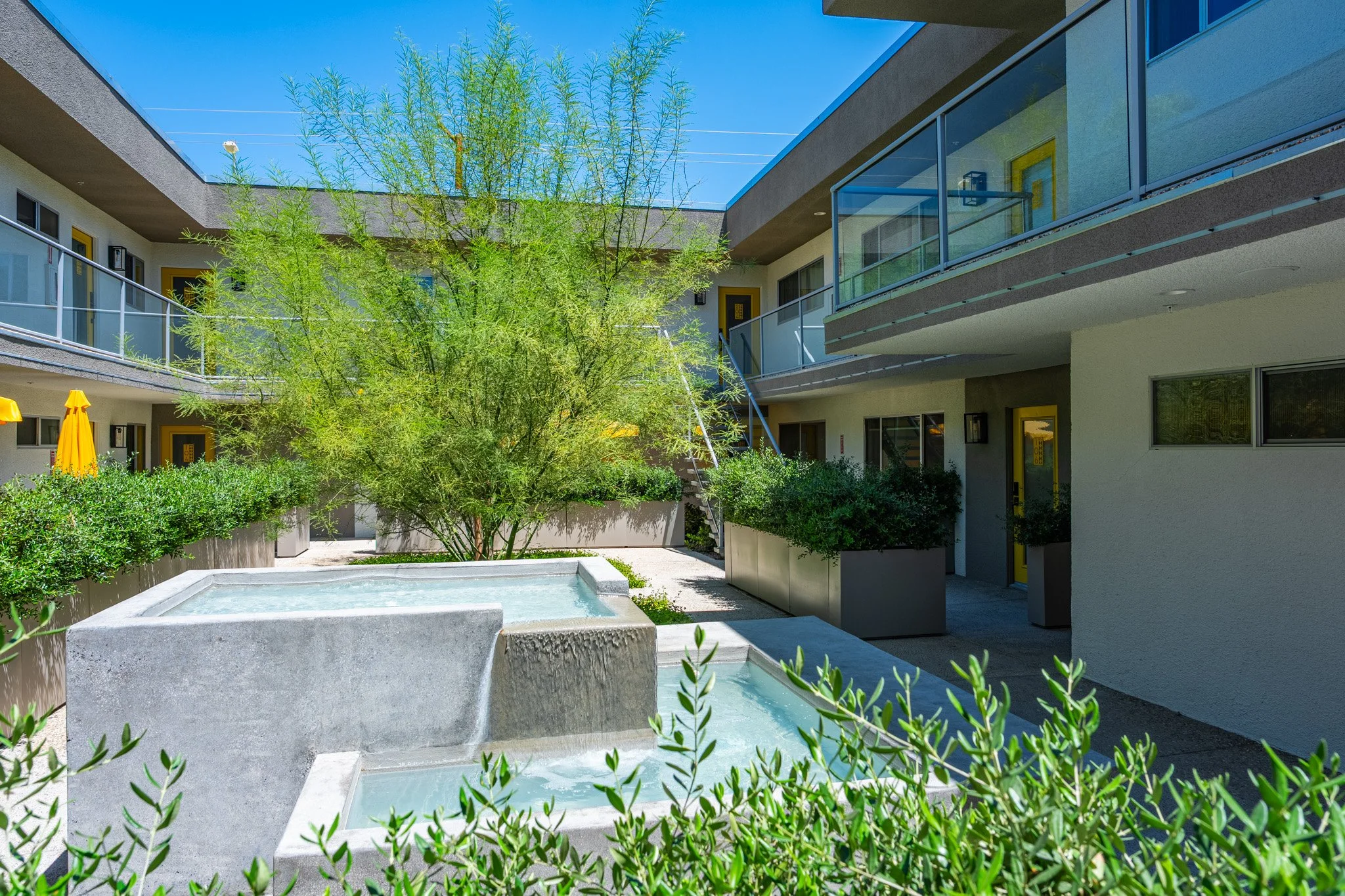 26 querencia-palms-palm-springs-condo-lifestyle-photo.jpg