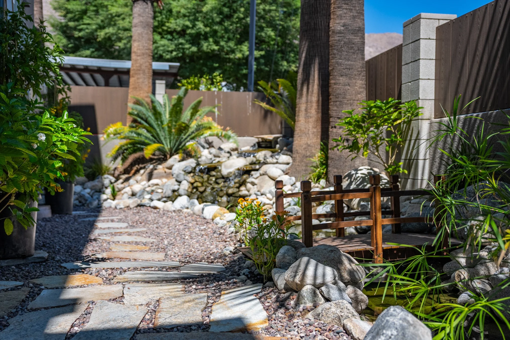 30 querencia-palms-signature-koi-pond-bridge-overlook-unit-104.jpg