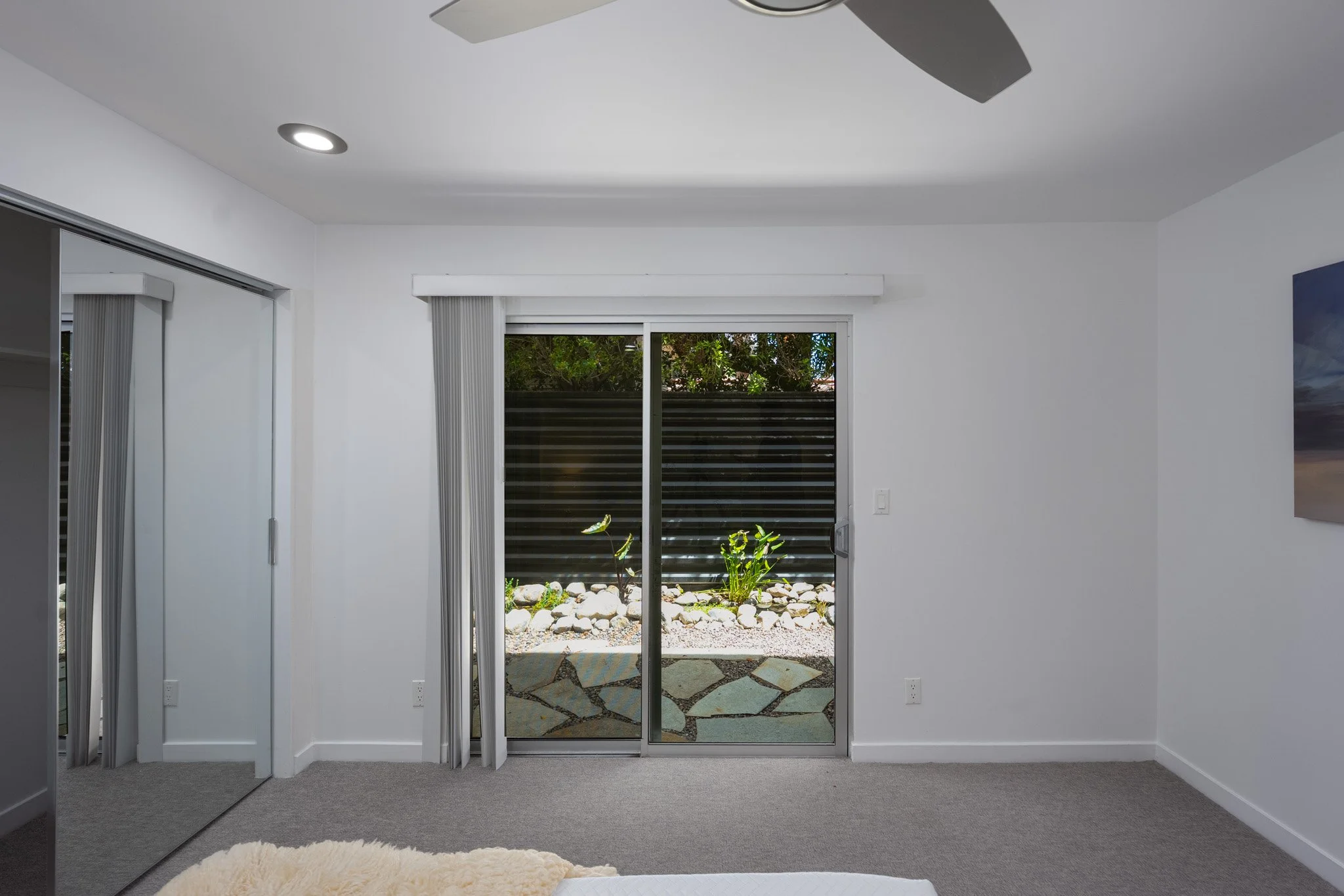 18 querencia-palms-rear-patio-outdoor-dining.jpg