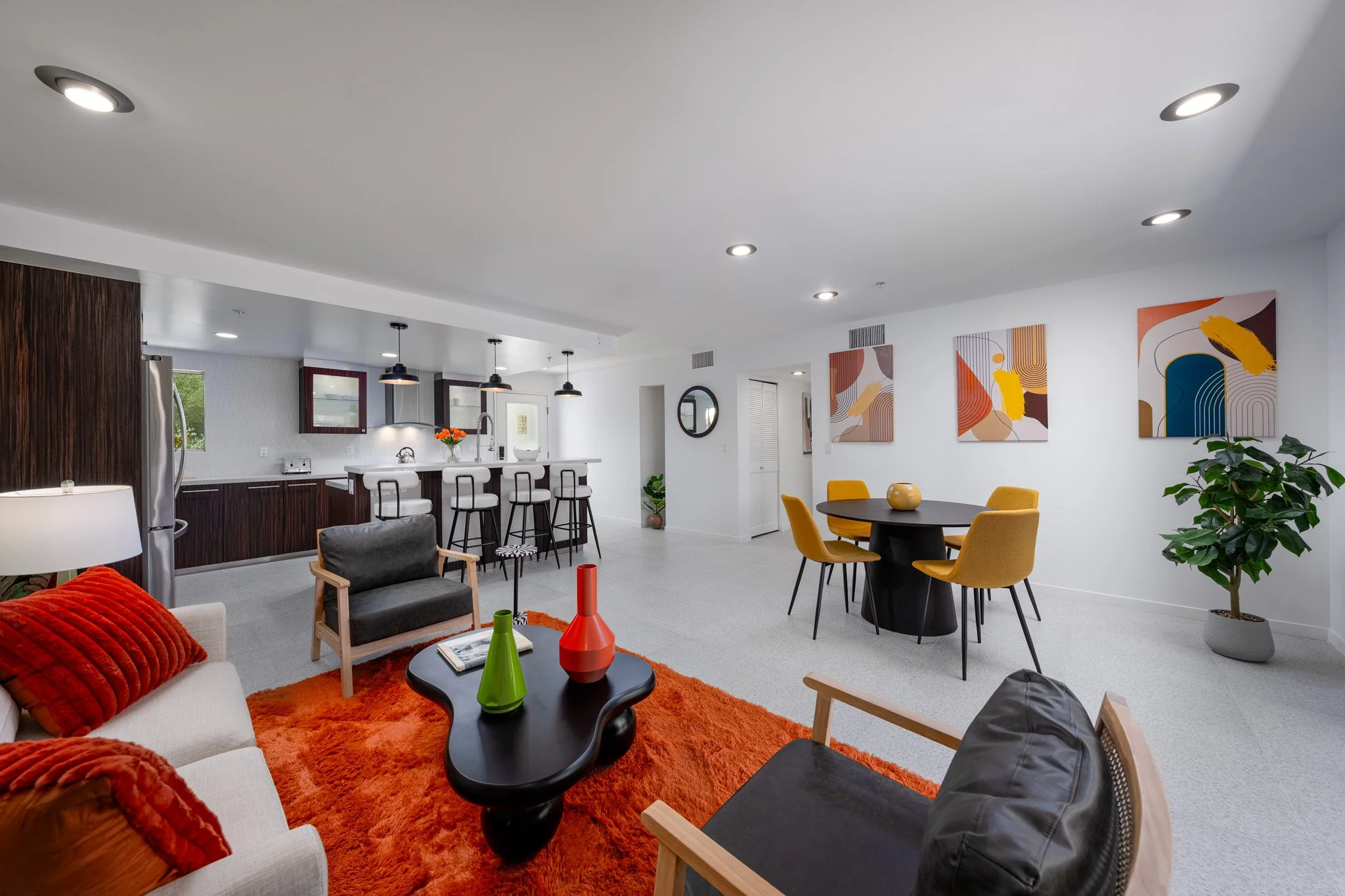 12 south-palm-springs-condo-living-area-mid-century-finishes-david-weis.jpg