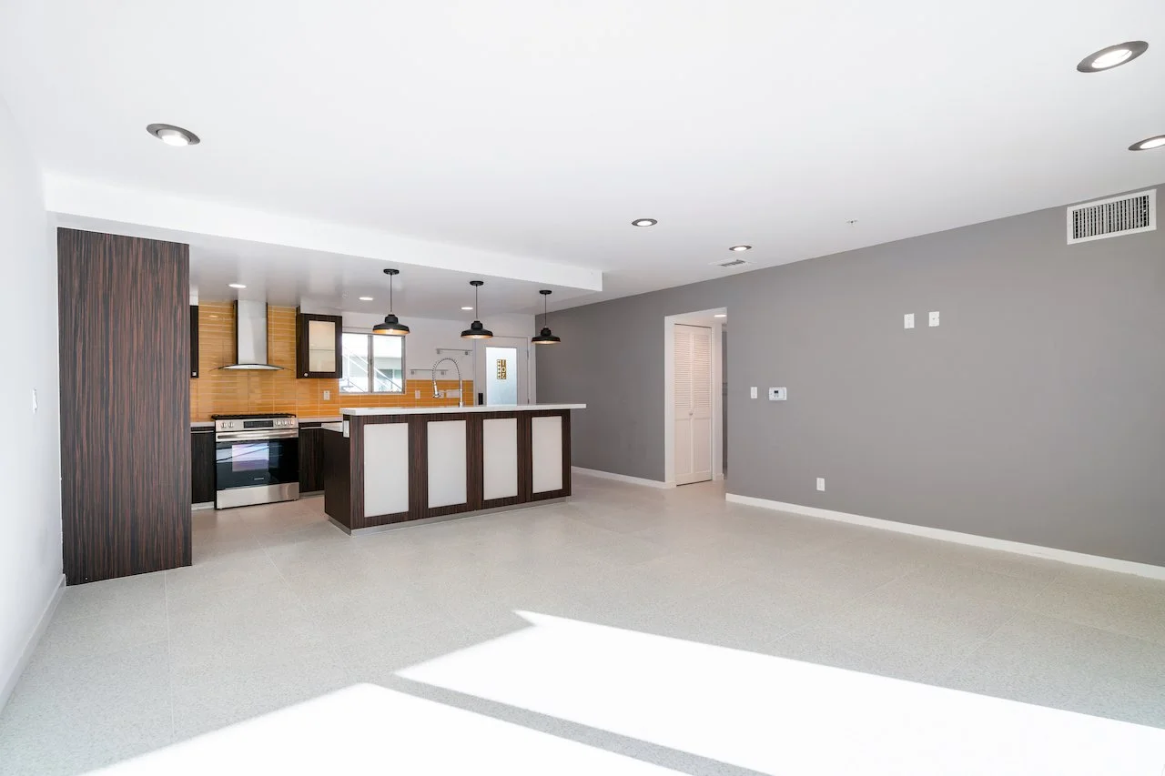 b64a6090-ae68-48e1-a44f-bf2e1aa62b35 - 011.jpg