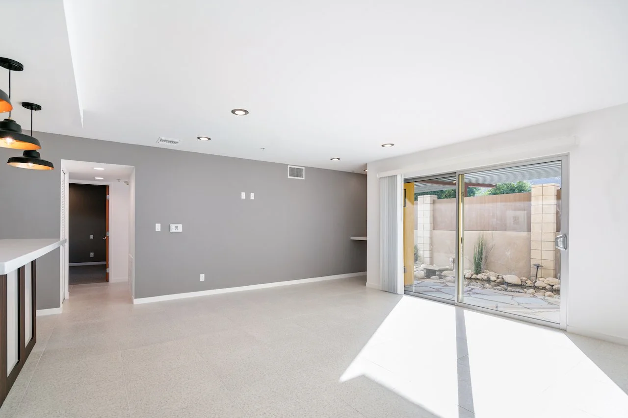 b64a6090-ae68-48e1-a44f-bf2e1aa62b35 - 010.jpg