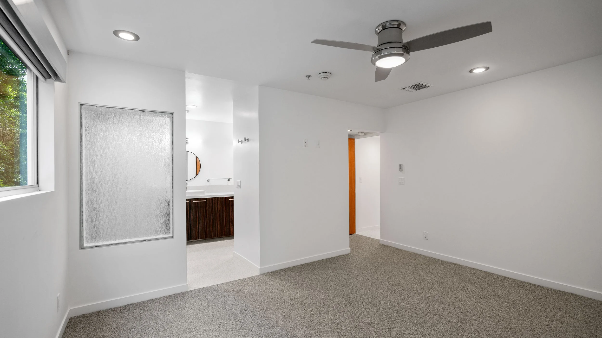 15 palm-springs-2-bedroom-condo-guest-bedroom-querencia-palms.jpg