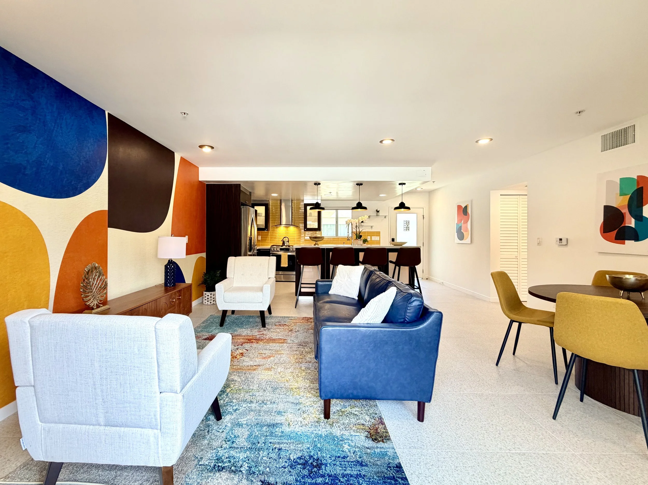 7. indoor outdoor living palm springs condo.jpeg