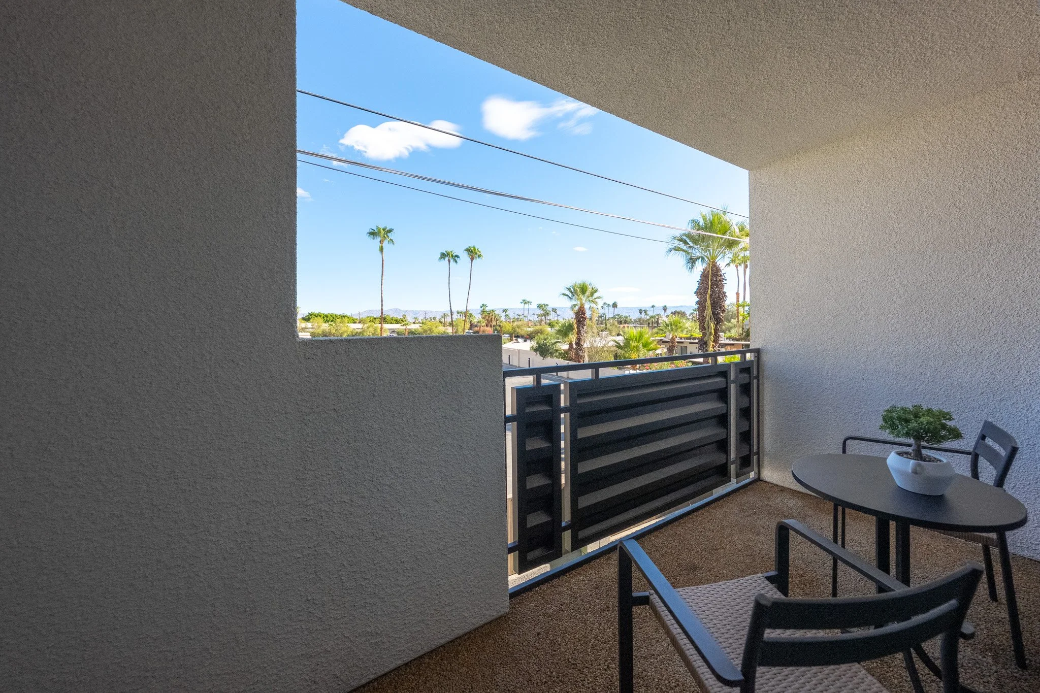 querencia-palms-primary-bath-2-bed-2-bath-palm-springs.jpg