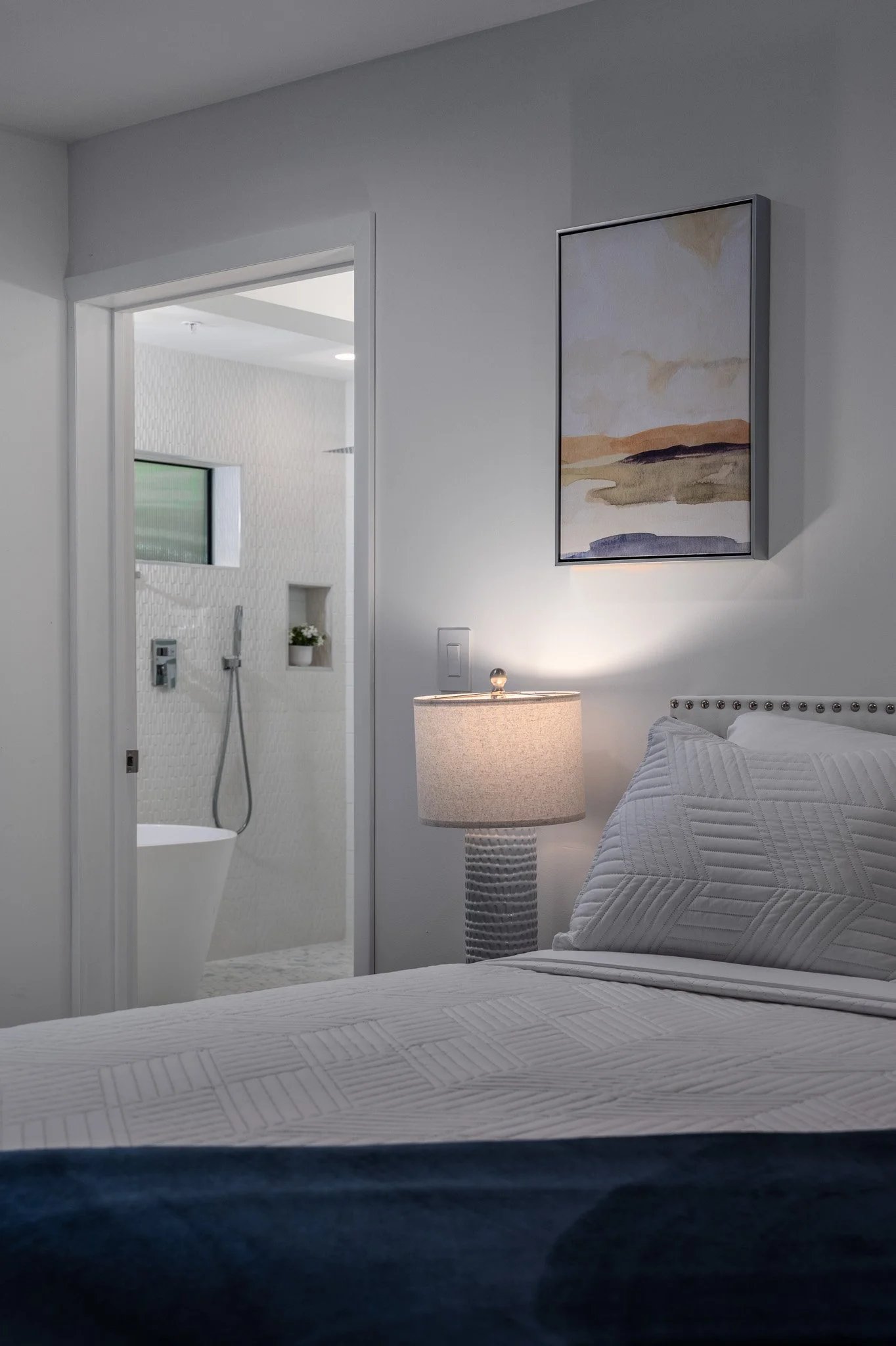 16  querencia-palms-unit-107-bedroom-05-renovated-bedroom-near-downtown-palm-springs-palm-springs-real-estate.jpg