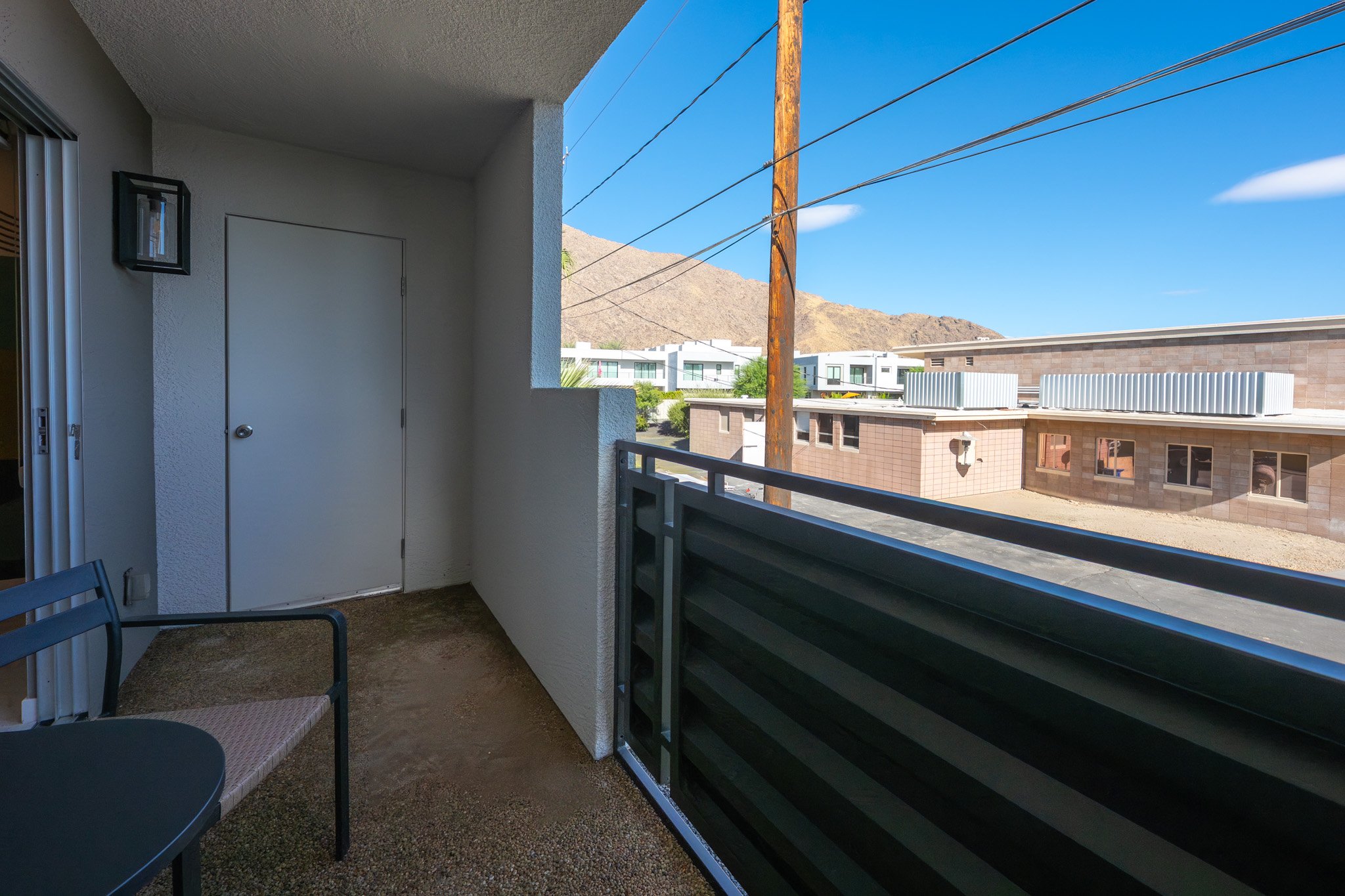 valley-views-from-every-room-palm-springs-corner-condo.jpg