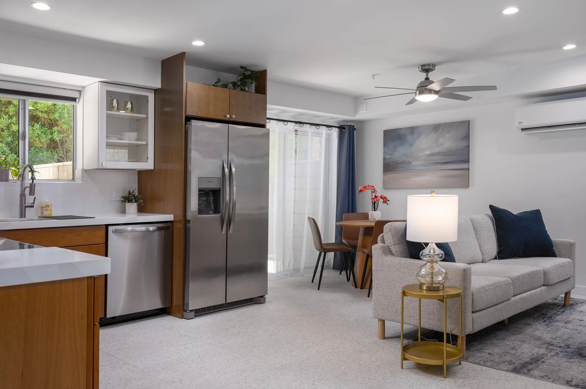 3  querencia-palms-unit-107-dining-03-condo-dining-nook-coachella-valley-david-weis-compass.jpg