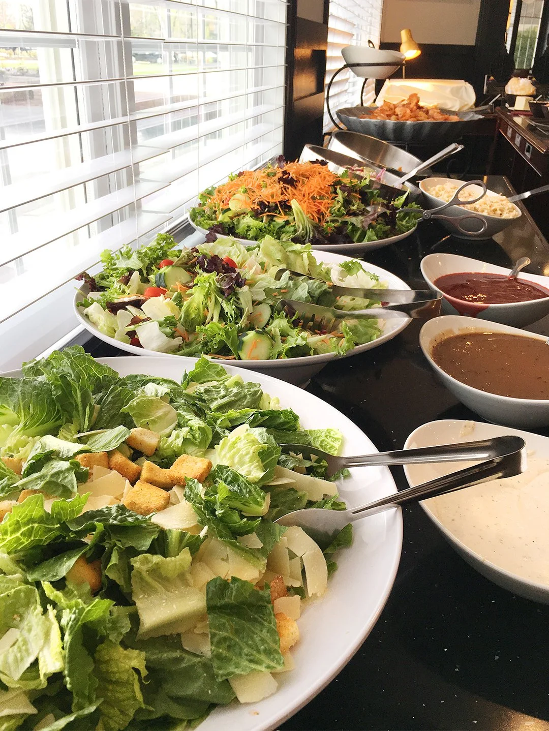 SaladBar_1.jpg
