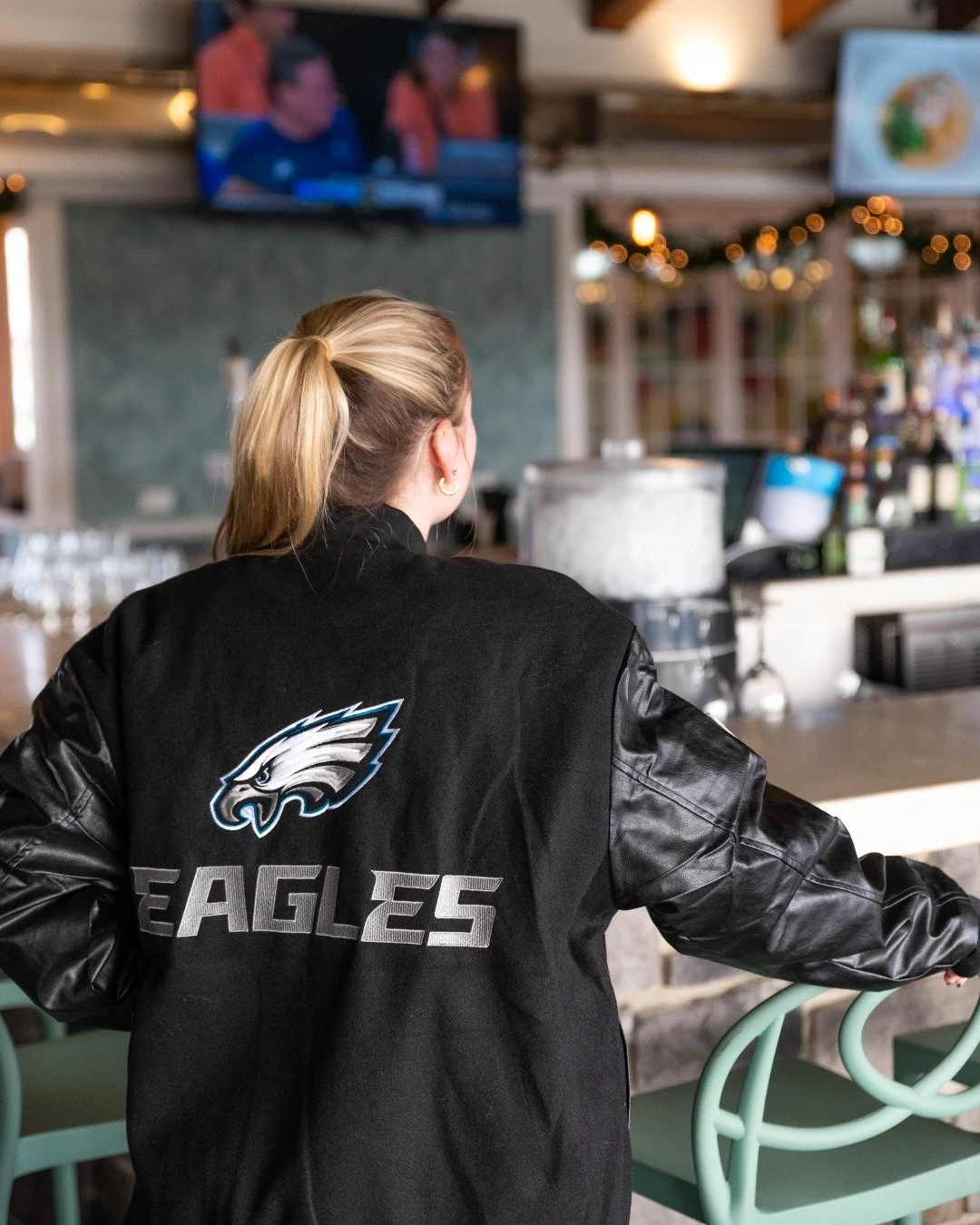 Game day tastes better here. ๐ฆ
๐ 
Join us for food, drinks, and all the action at Tavola!
#GameDayEats #DelcoFoodie #Tavola