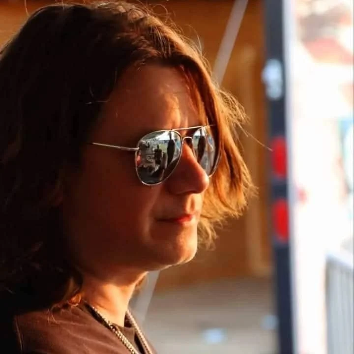 Live Music by Mike Vlaanderen