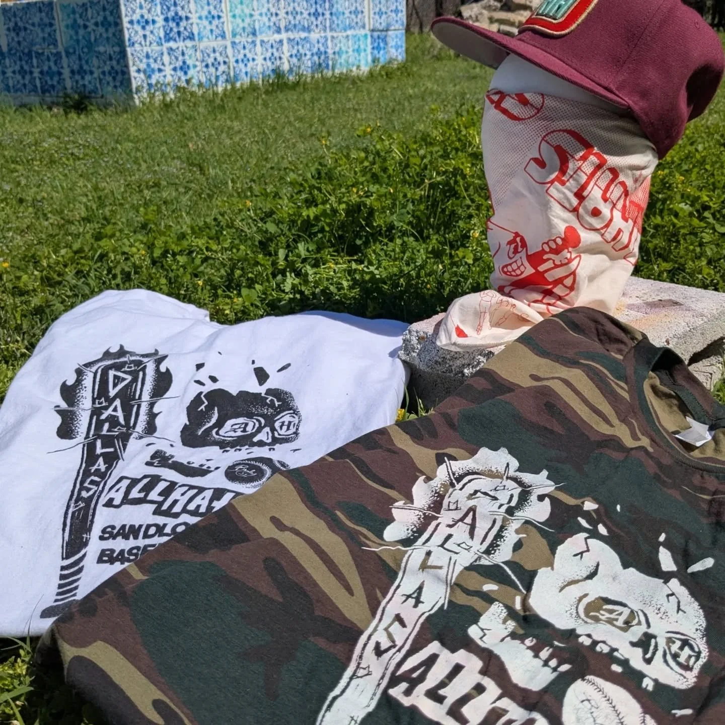 New season, new looks. We're debuting brand new bandanas and a new, upcycled shirt design for the new season!

Show your love of Dallas ALL of the HATS and pick these up at any of our games! ⚾ 
Next up, 3/21 vs the @southdallasyotes

🎨 (bandana): @p