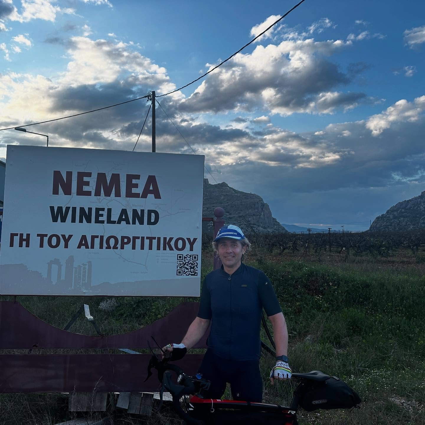 &Agrave; la recherche des tr&eacute;sors grecques, Nemea n&rsquo;a pas &eacute;t&eacute; un succ&egrave;s, malgr&eacute; le grand nombre de vignerons. Mais pas de vin &ldquo;nature&rdquo;... Par contre, j&rsquo;ai innov&eacute; dans les r&eacute;para