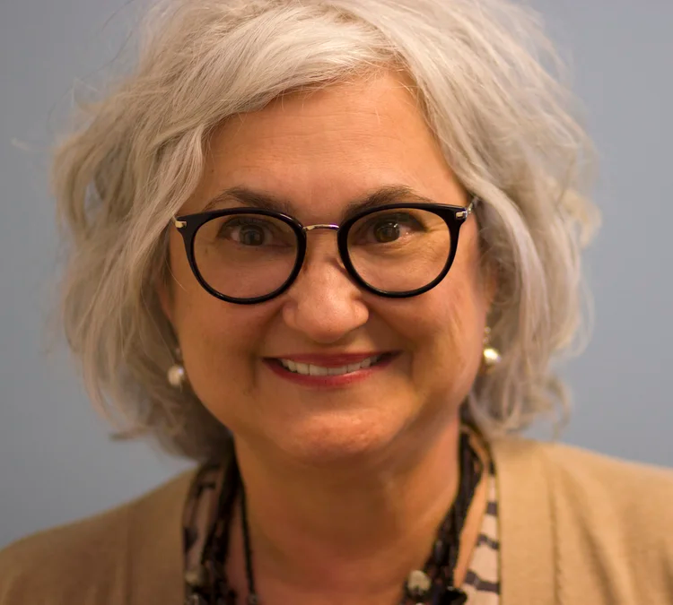 Dr. Kelly de Simone
