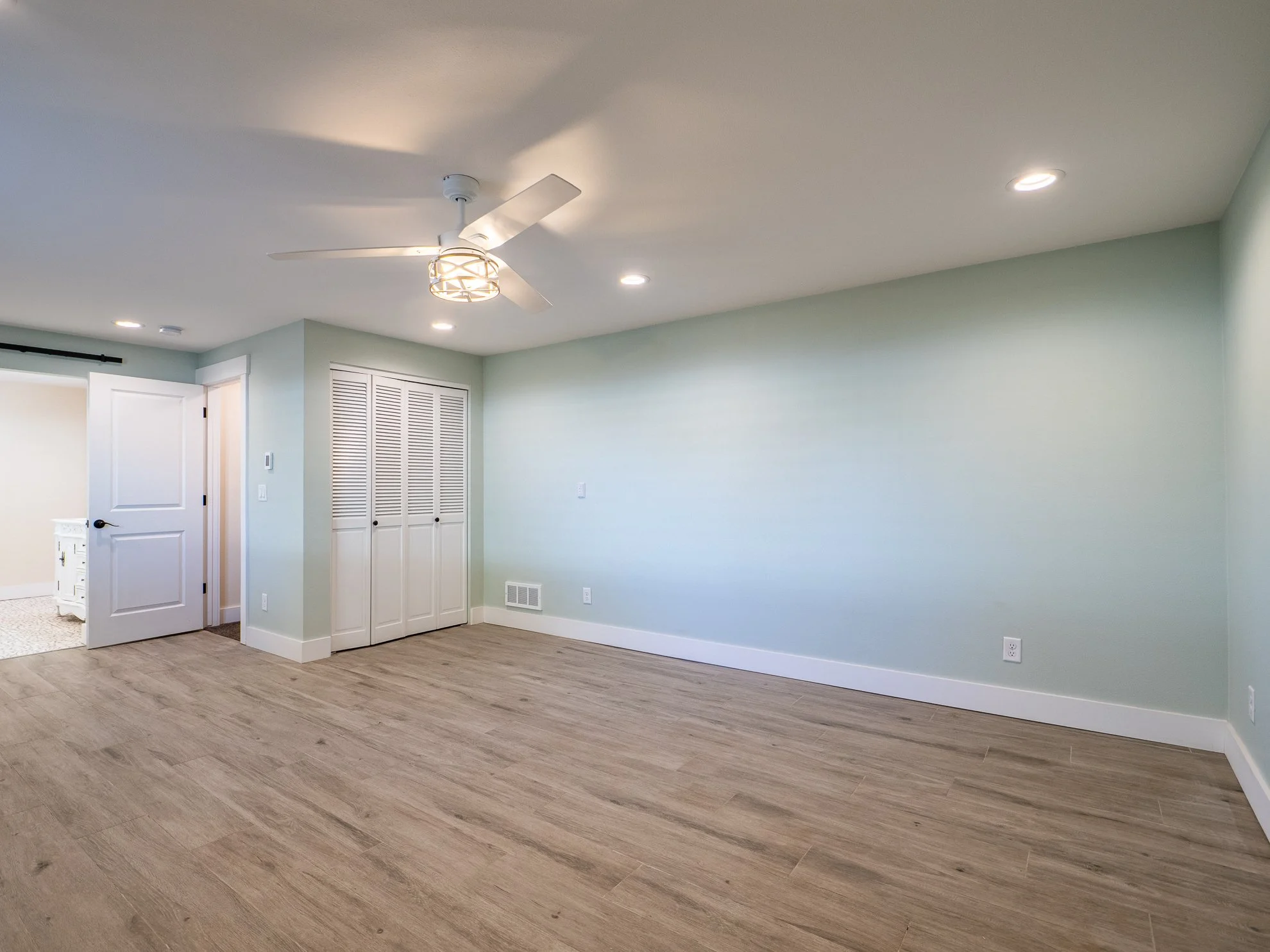 PA300139-HDR.jpg