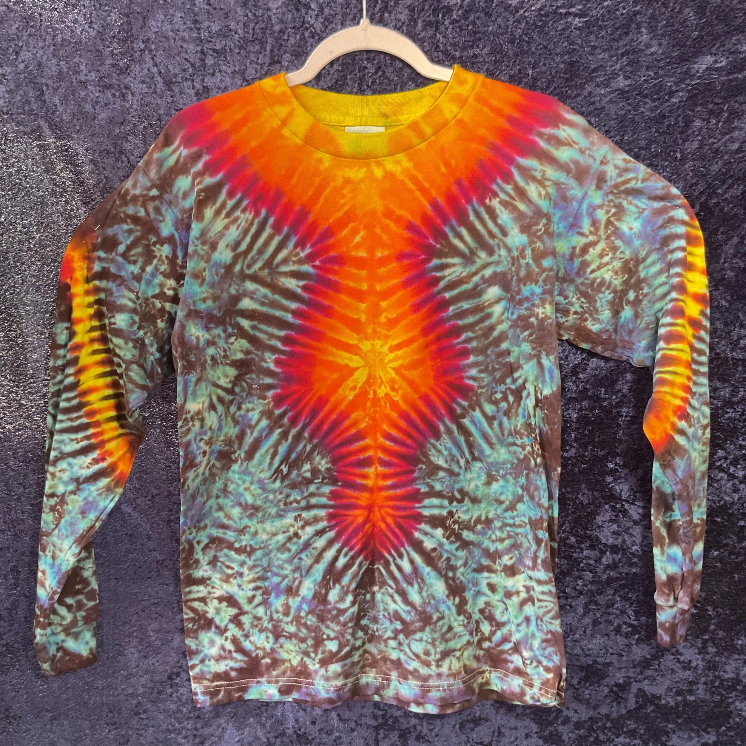 Medium Long Sleeve