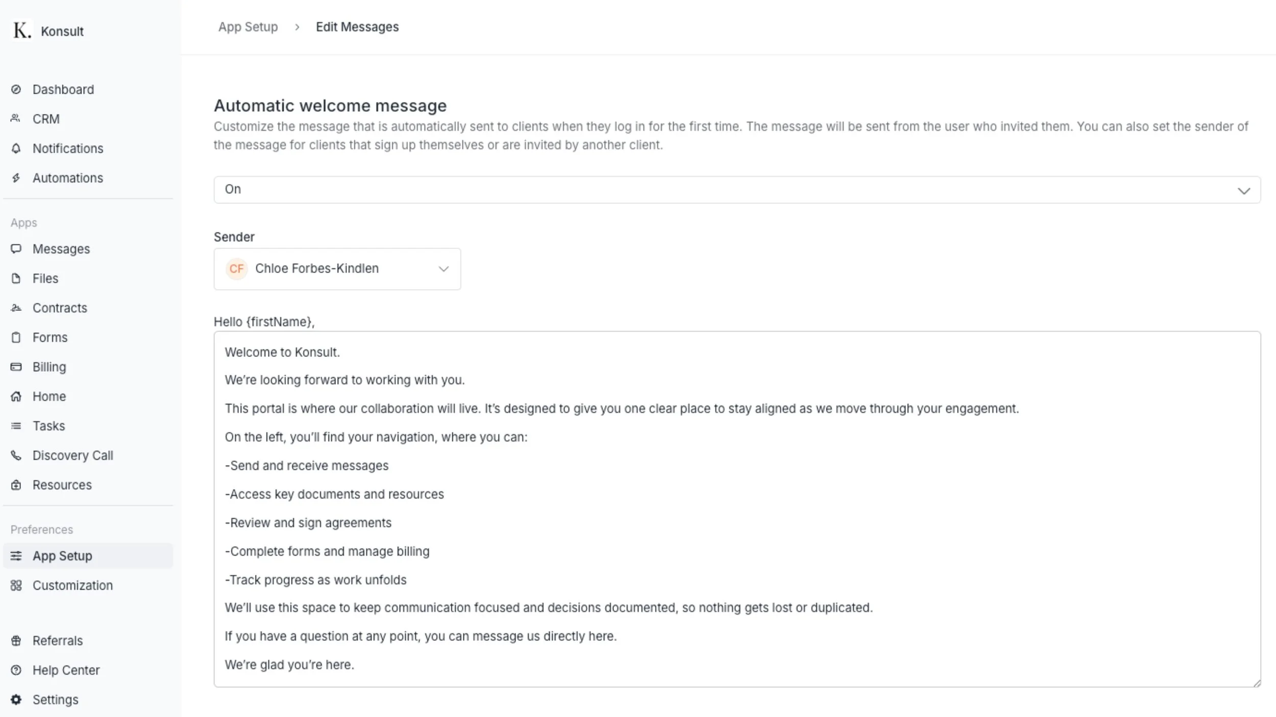 Assembly settings screen for an “Automatic welcome message”, showing a message editor and sender selection.