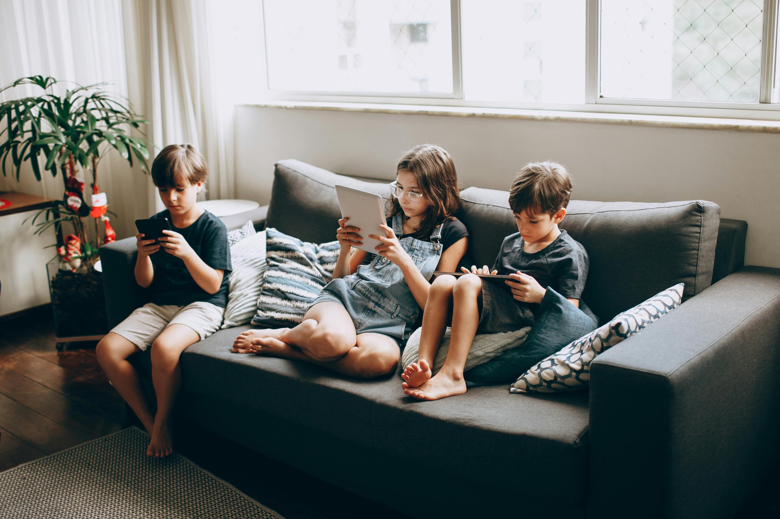 Privacy vs. safety: How much should parents monitor kids?