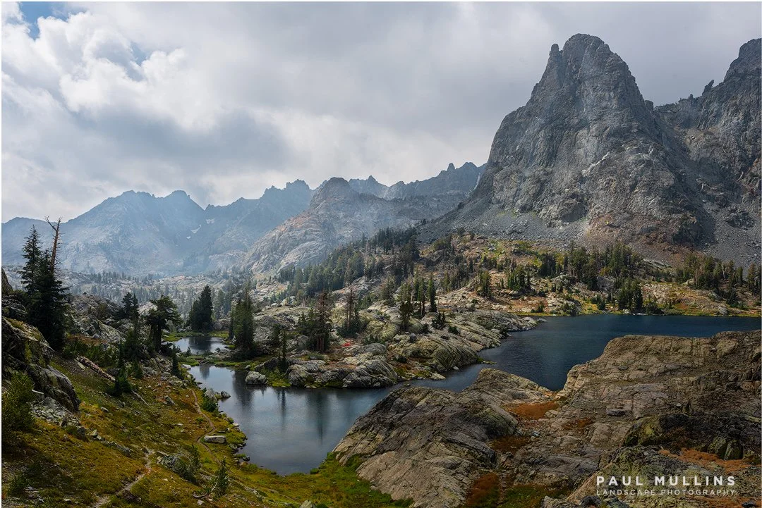 Minaret Lake Entrance