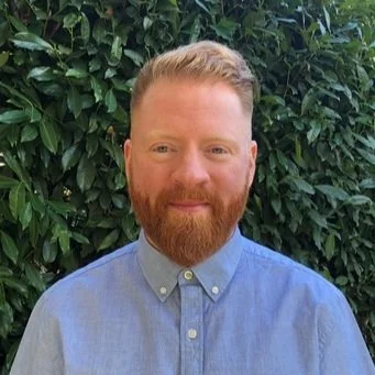 Dr. Evan Taylor headshot