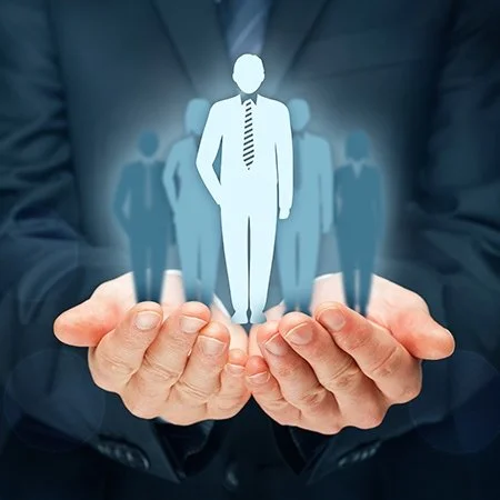 Habilidades directivas y gerenciales. Liderazgo efectivo. Trabajo en equipo. Comunicación efectiva y asertividad laboral. Negociación y manejo de conflictos. Gestión del cambio e incertidumbre. Técnicas de retención de personal. Integración. NOM035.
