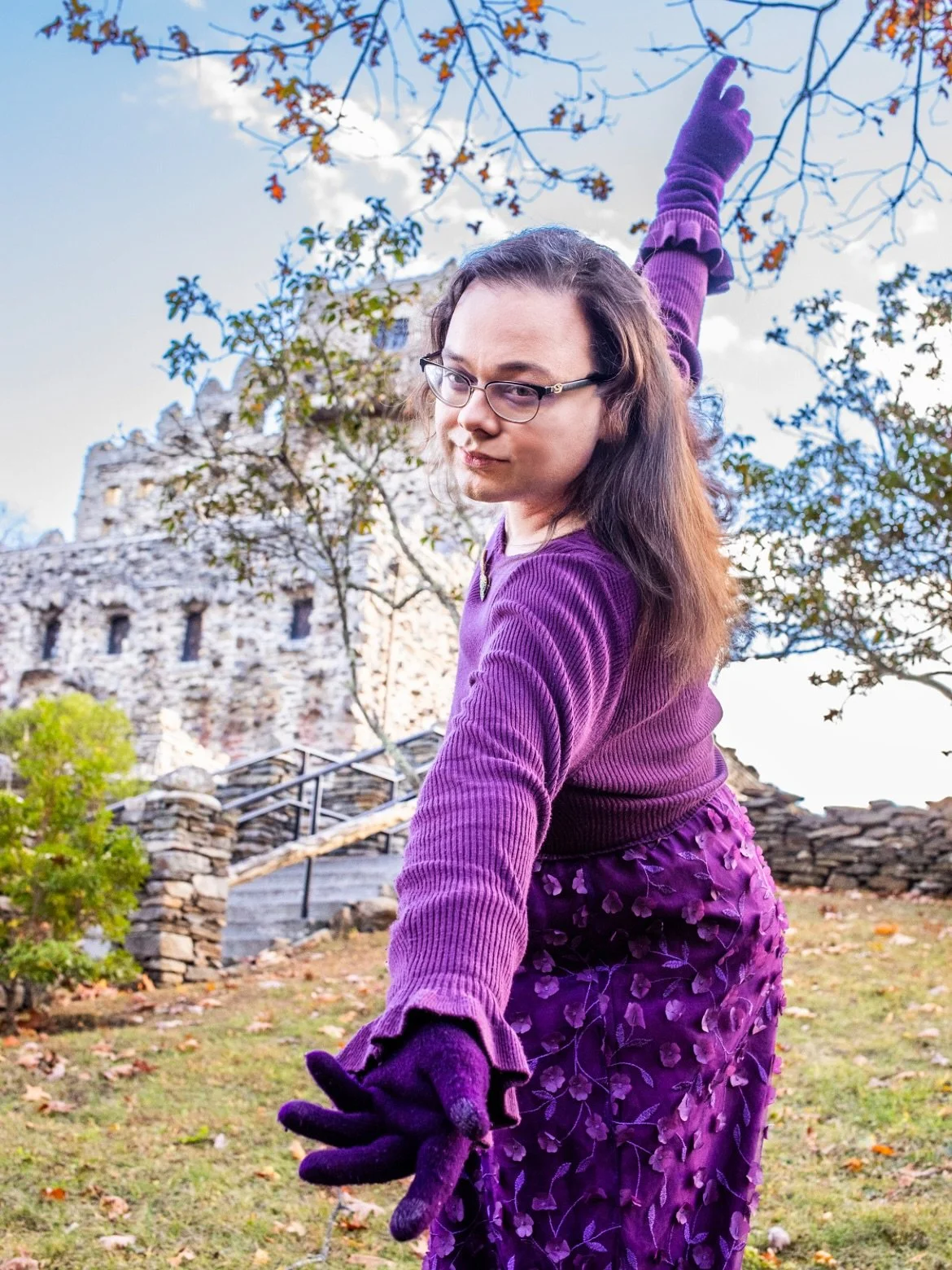 Evanna and I met at The Velvet Jest a few months ago, and it made me so happy to create whimsy with her at the CastleCore shoot! One of my favorite parts about the fantasy community is crossing paths again with people you met amidst the magic. 

Cast