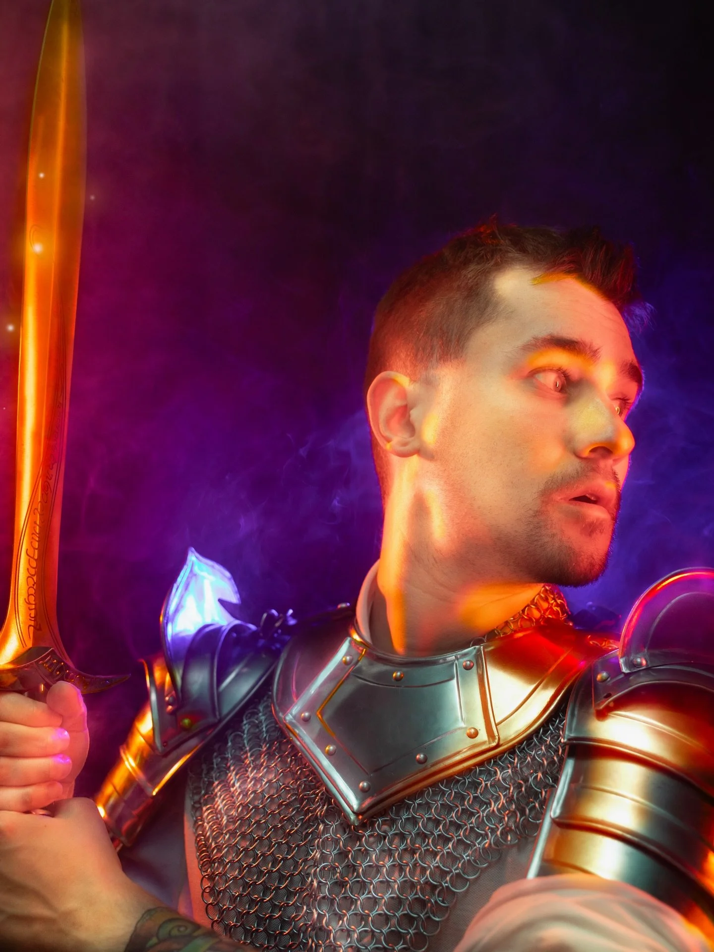 Infallible urge to photograph all my friends in armor.