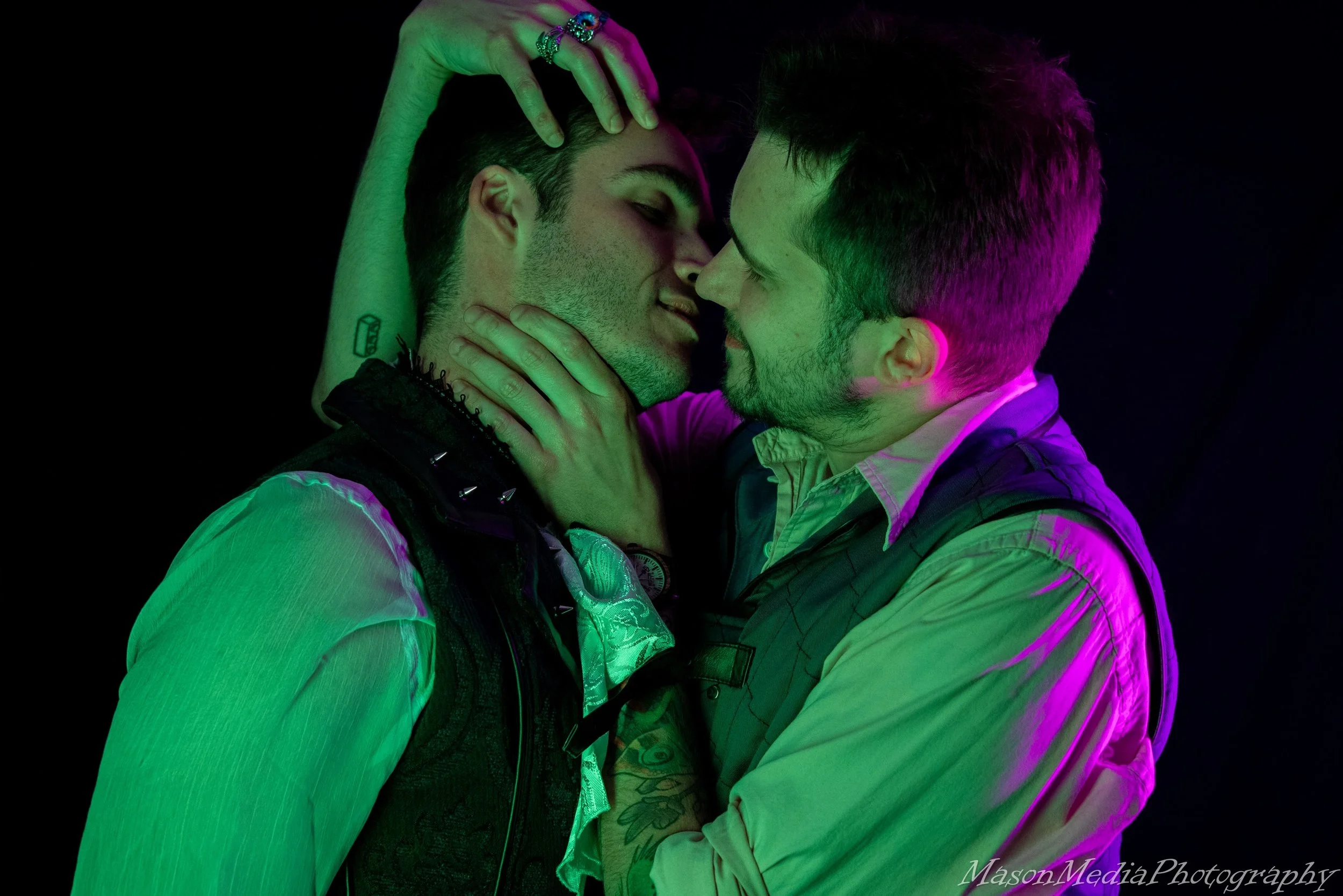 We heard you wanted a queer regency twist on Romeo and Mercurtio? Catch it THIS Sunday May 17 at CT&rsquo;s Queen&rsquo;s Jest with @masonmediaphotography and @galendonovan.artist! Middletown, CT!

Tickets in bio at @kaitrinacuna and @bookmarkedevent