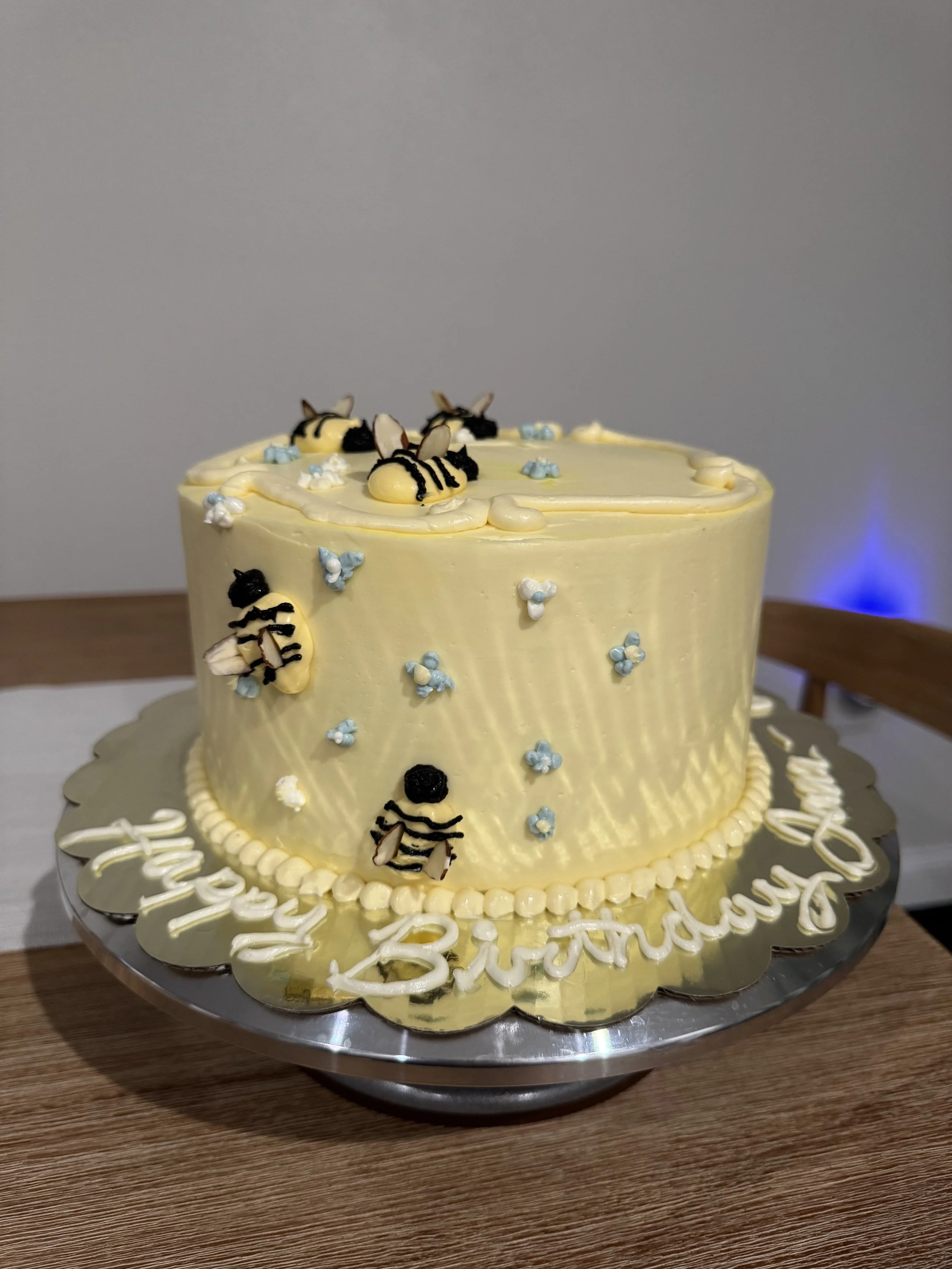 Bee Cake