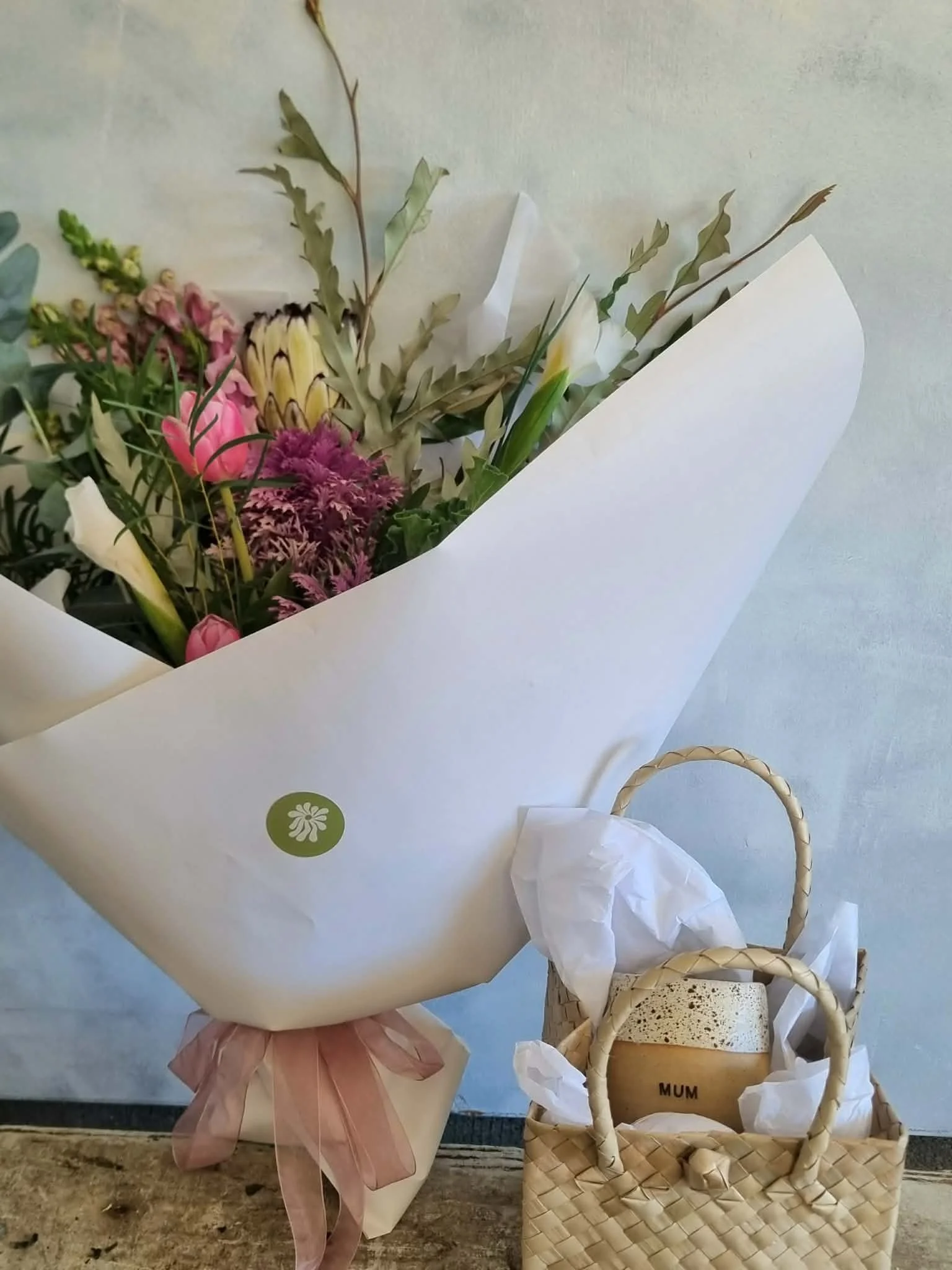 Mother's day bouquet + Mug