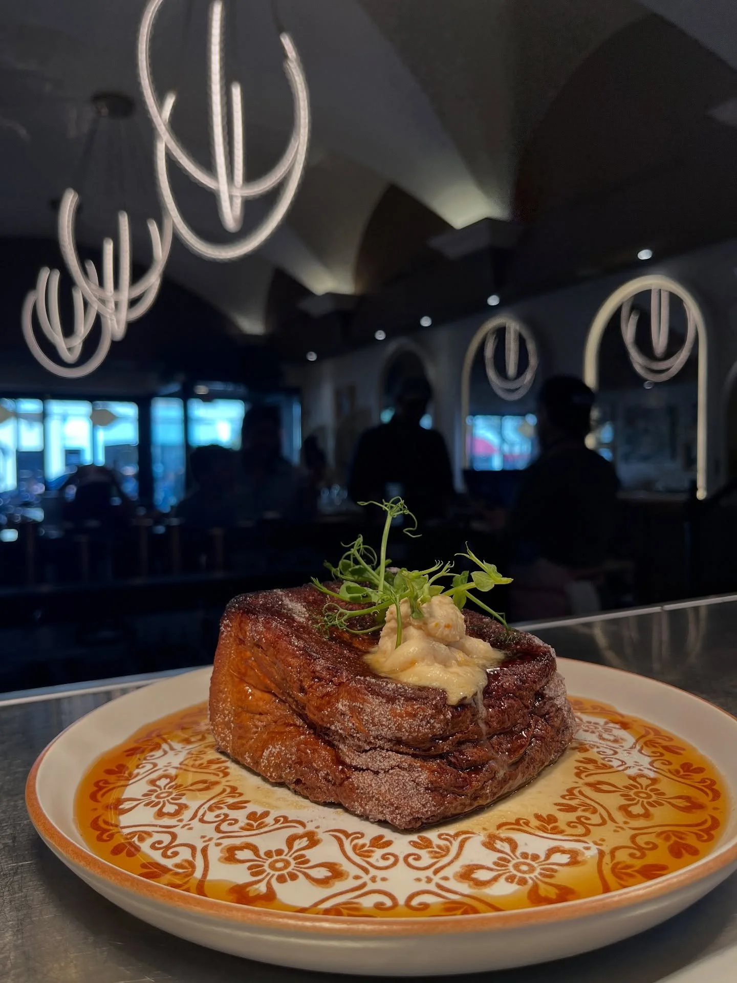 The weekend might be over, but we&rsquo;re still thinking about this one 🍞✨&thinsp;
BRIOCHE FRENCH TOAST &mdash; espresso custard, whipped mascarpone, cocoa.&thinsp;Worth the weekend countdown 🤎&thinsp;
&thinsp;
#brunch #brunchwithaview #thesaintcl
