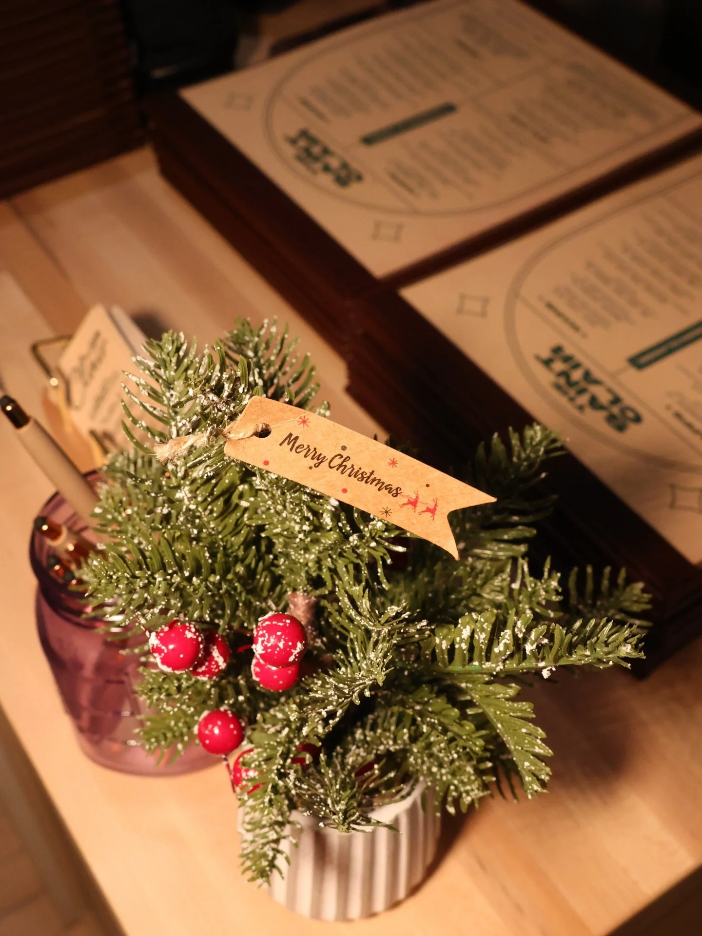 Merry Christmas and Happy Holidays from The Saint Clair!🎄

We hope you&rsquo;re enjoying Christmas Day 🎁
Get ready for the ultimate holiday hangover brunch tomorrow! 

Here&rsquo;s a sneak peek of what&rsquo;s waiting for you:

🥞 French toast
🌮 B