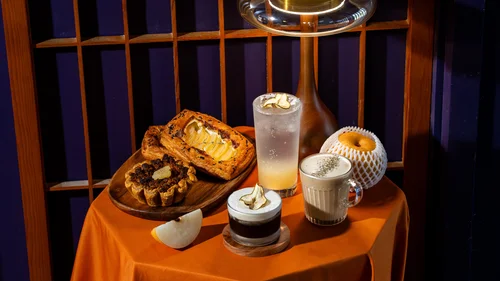 Smoking Tiger Bread Factory, restaurant in Cerritos, photo 2 of 4