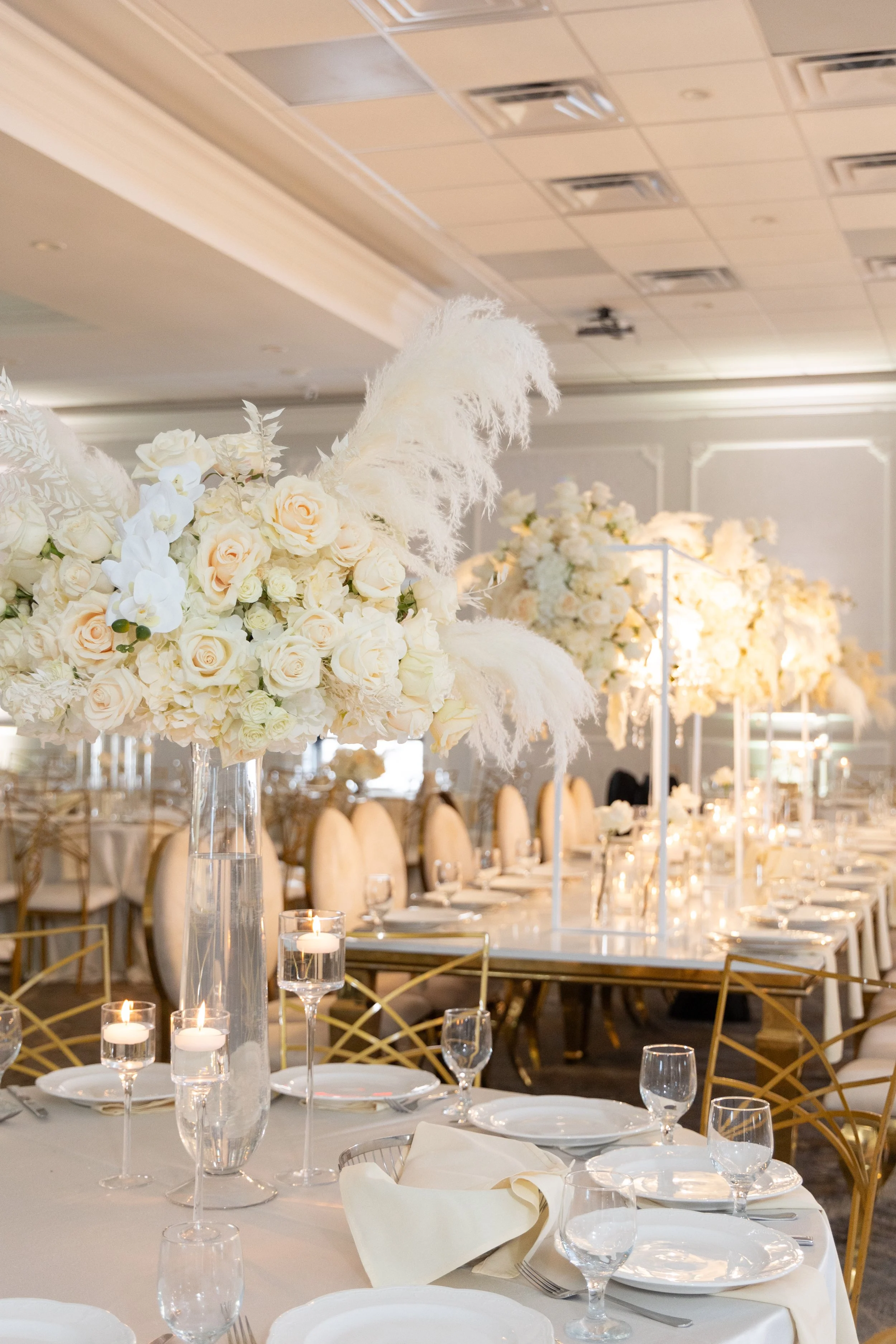 event-showcase-luxury-wedding-design-custom-florals.jpg