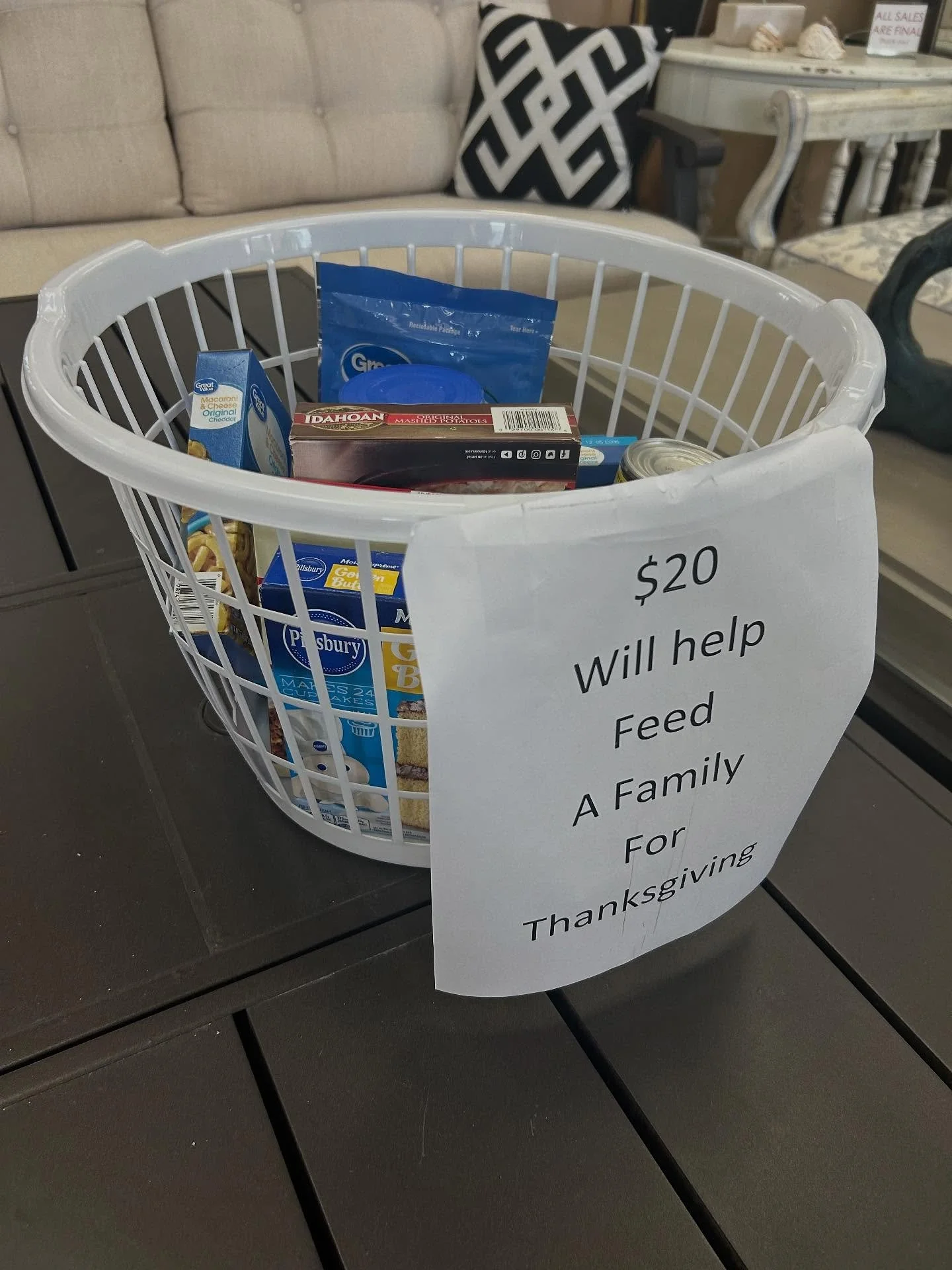 It’s that time of year!!! Help me feed families for Thanksgiving.  All donations go to Elev8hope.  They will feed  the 1000’s of families in our community who need help to have Thanksgiving. 
I will match the first $50 of every donation.