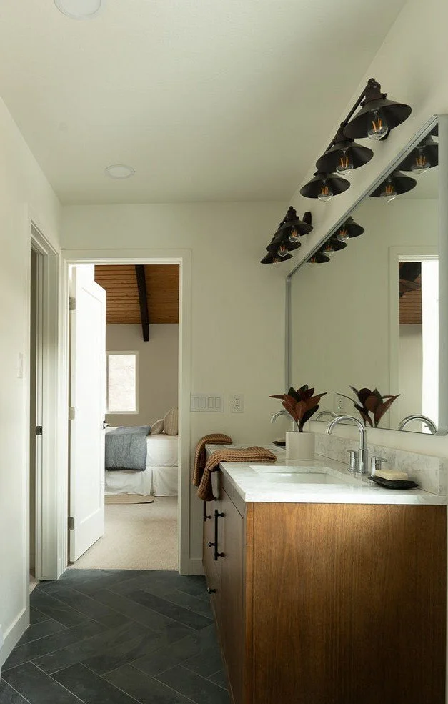 OIS_ErinKennedyPhoto_ArbotrageHomes_MLS-35 v3.jpg