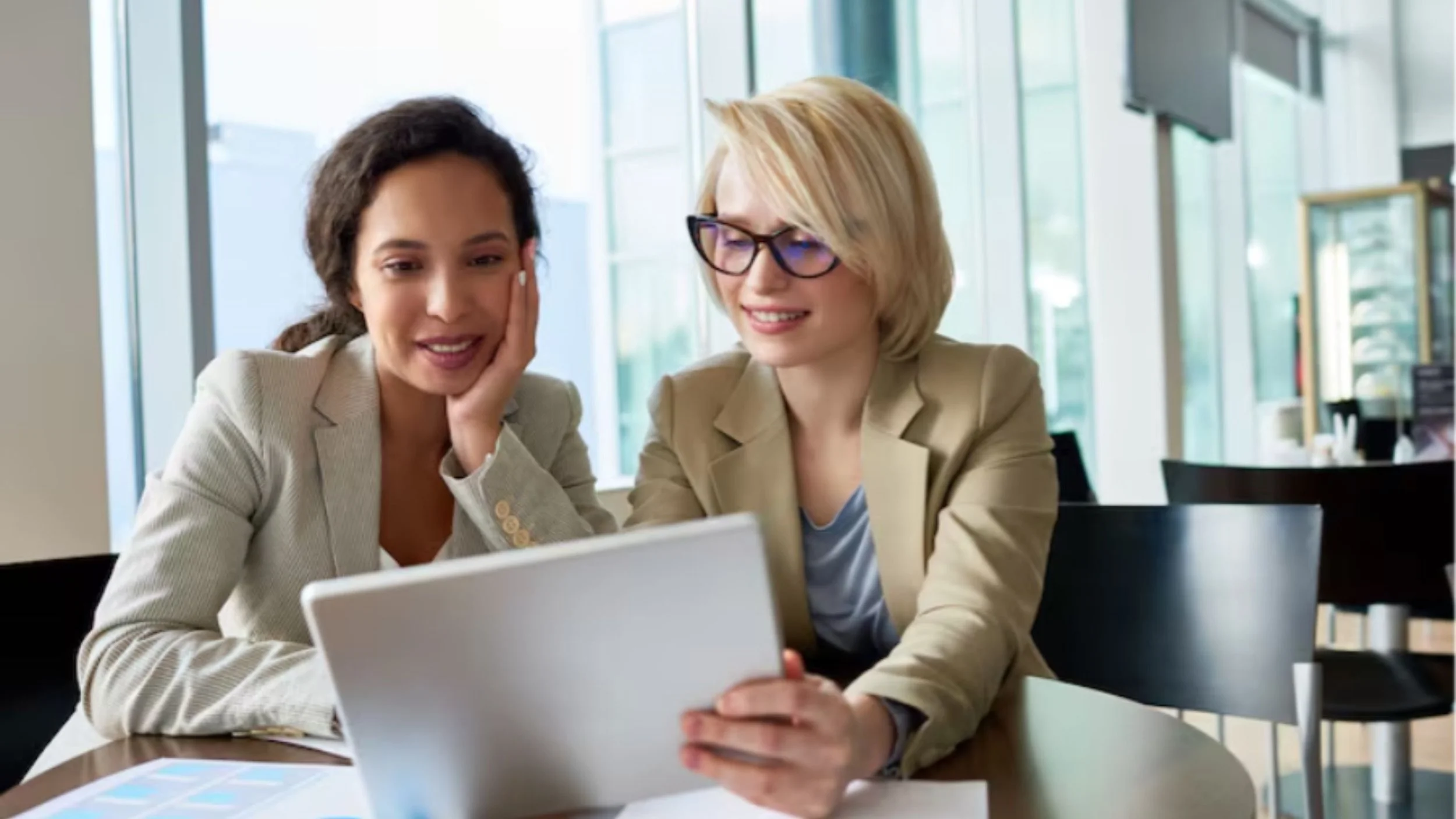 What Consumer Brand Founders Should Expect from a Strategic Business Consultant