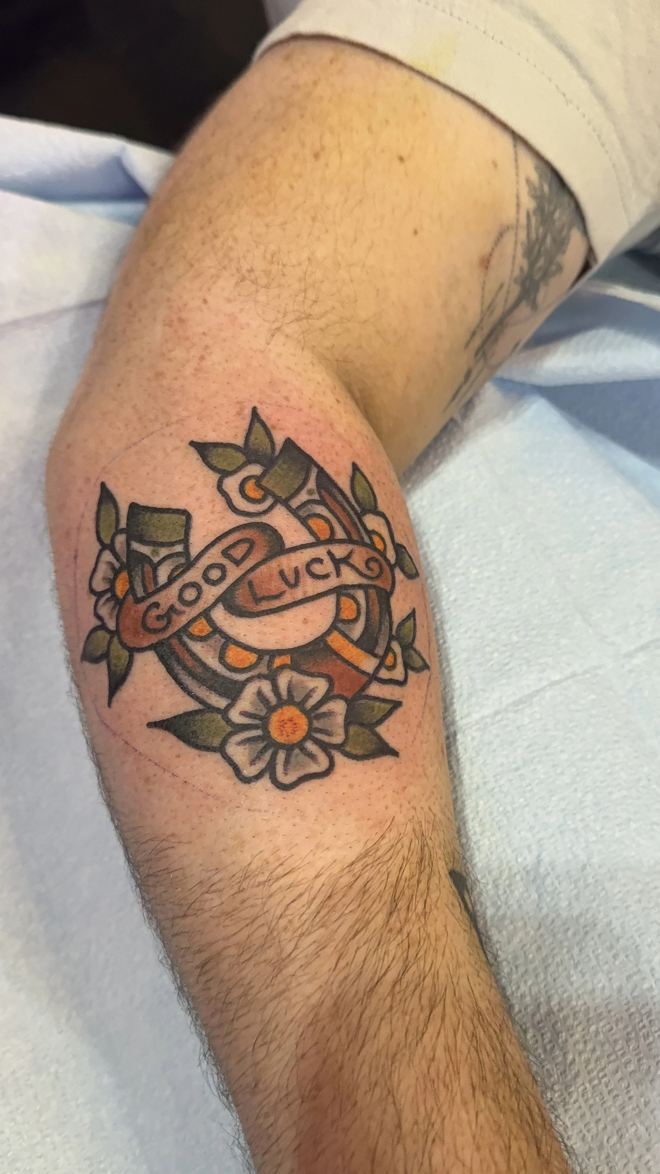 good luck horseshoe flash tattoo american traditional style