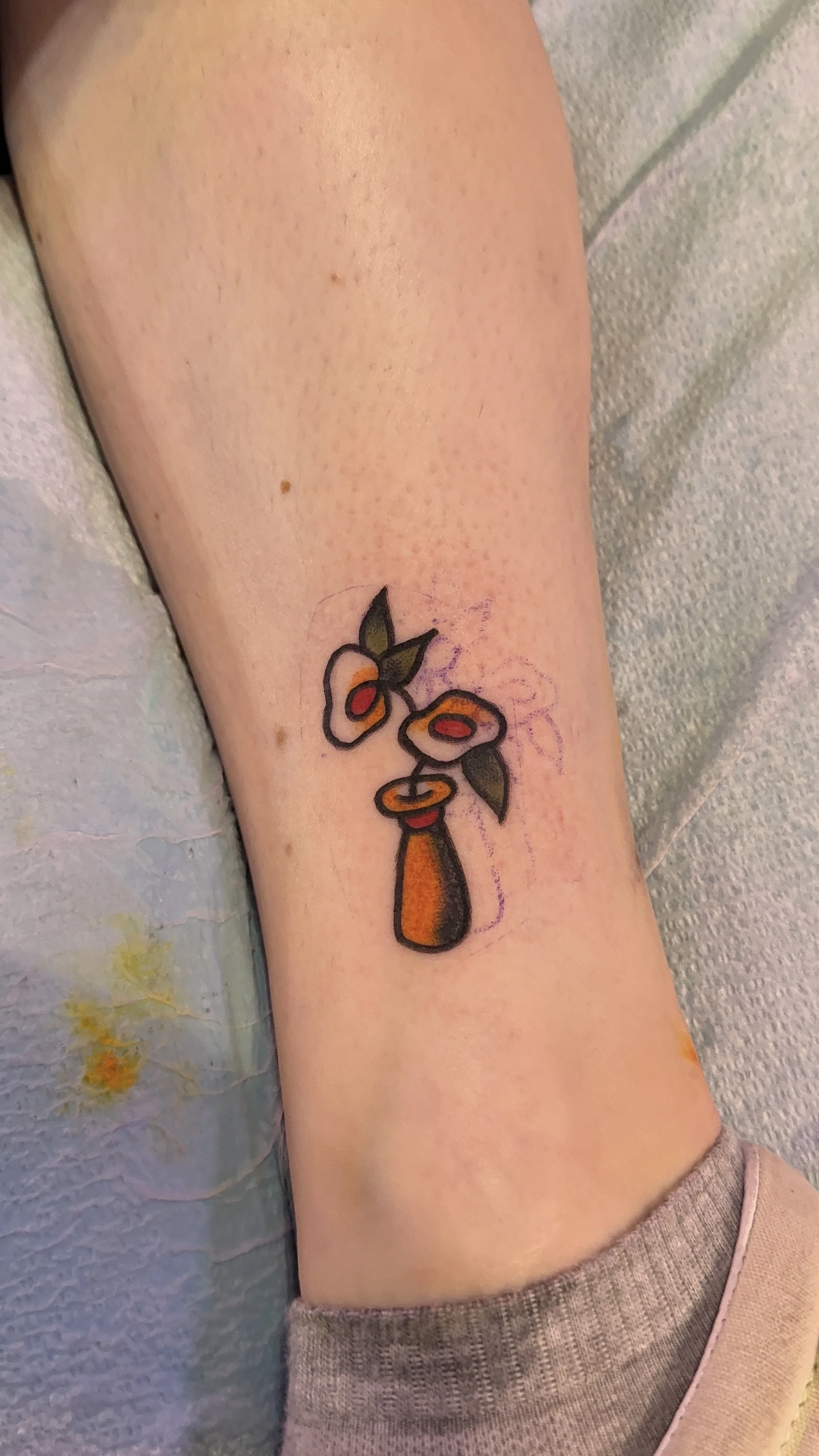 american traditional style floral vase tattoo small tattoo